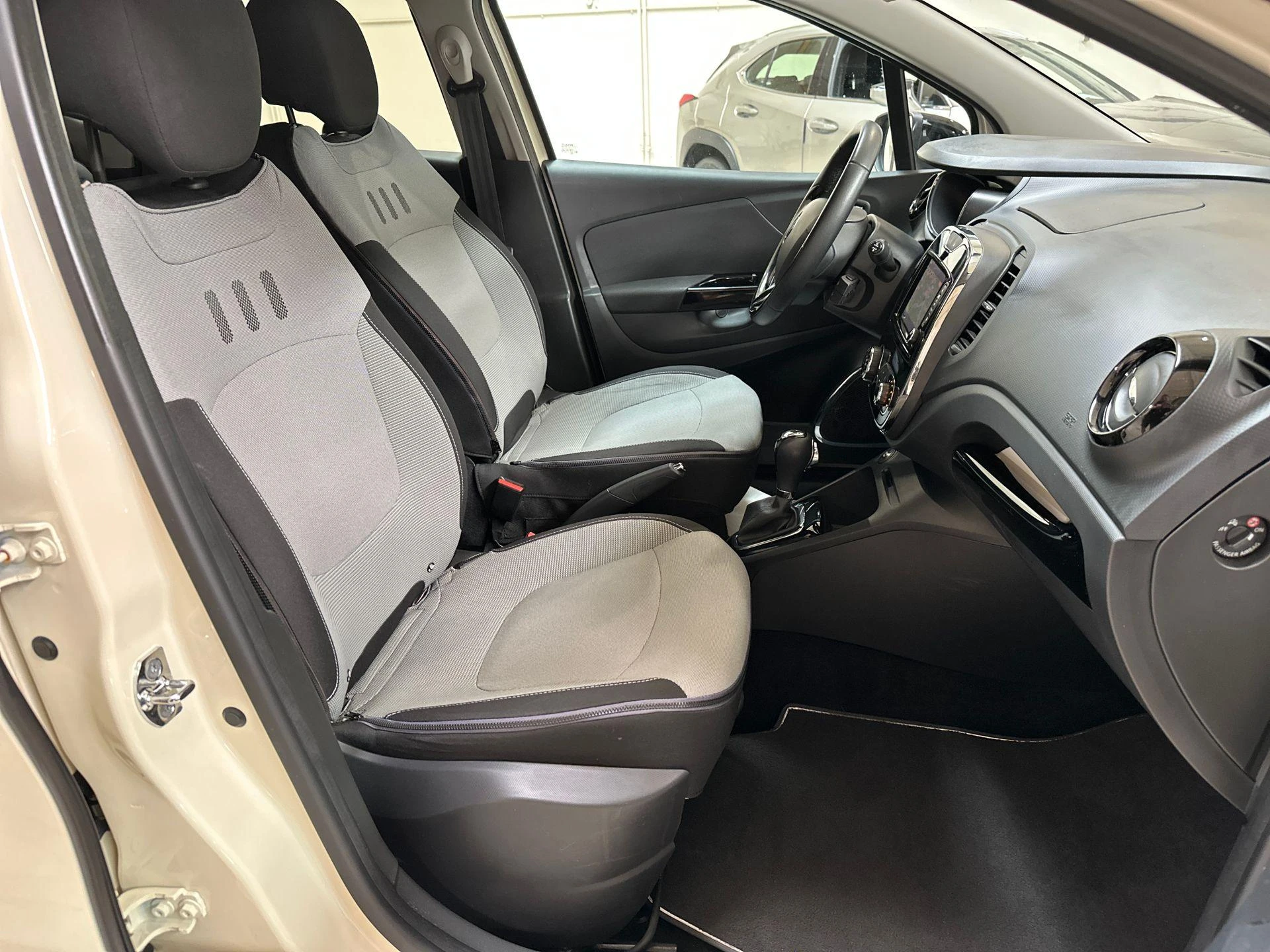 Renault Captur 1.2 TCe Dynamique 120PK