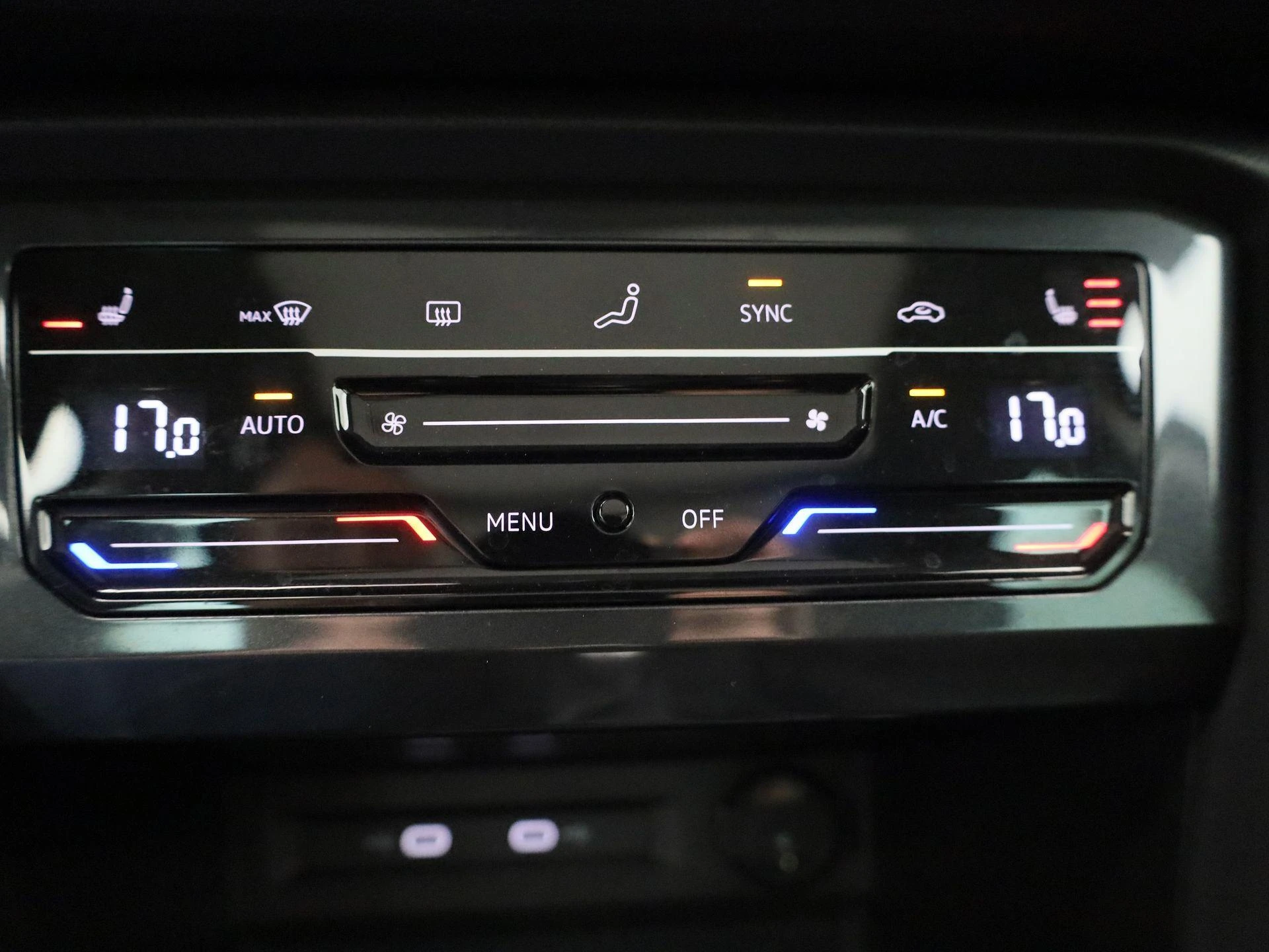 Volkswagen-Tiguan-image-21