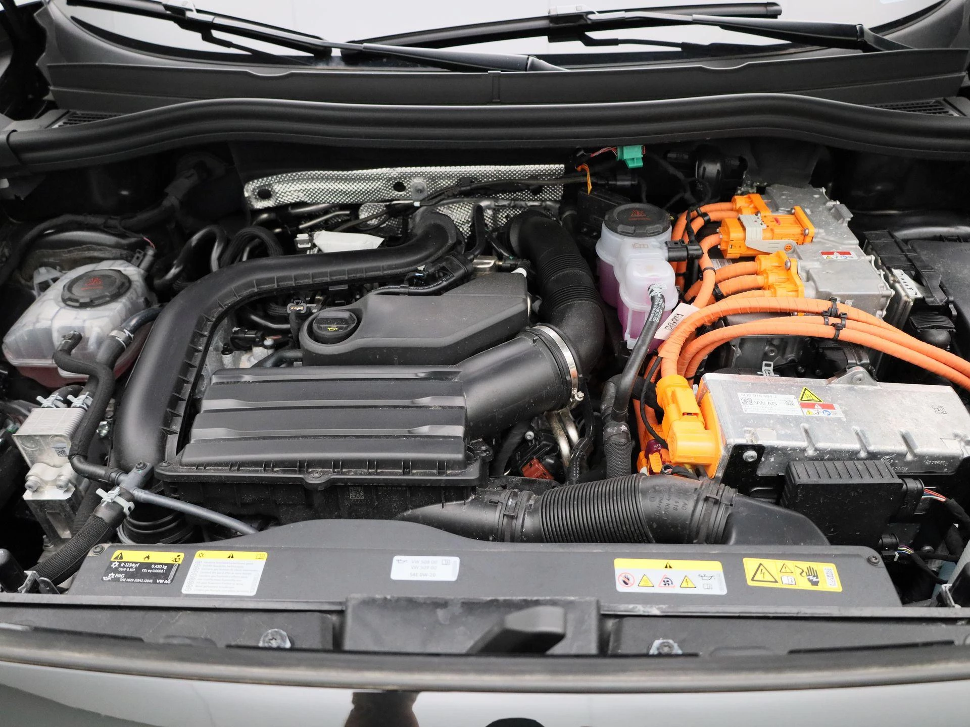Volkswagen Tayron 1.5 eHybrid R-Line Edition 272 PK|