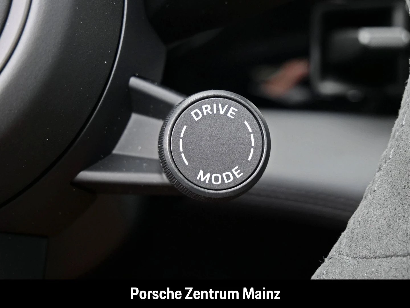Porsche-Taycan-image-25