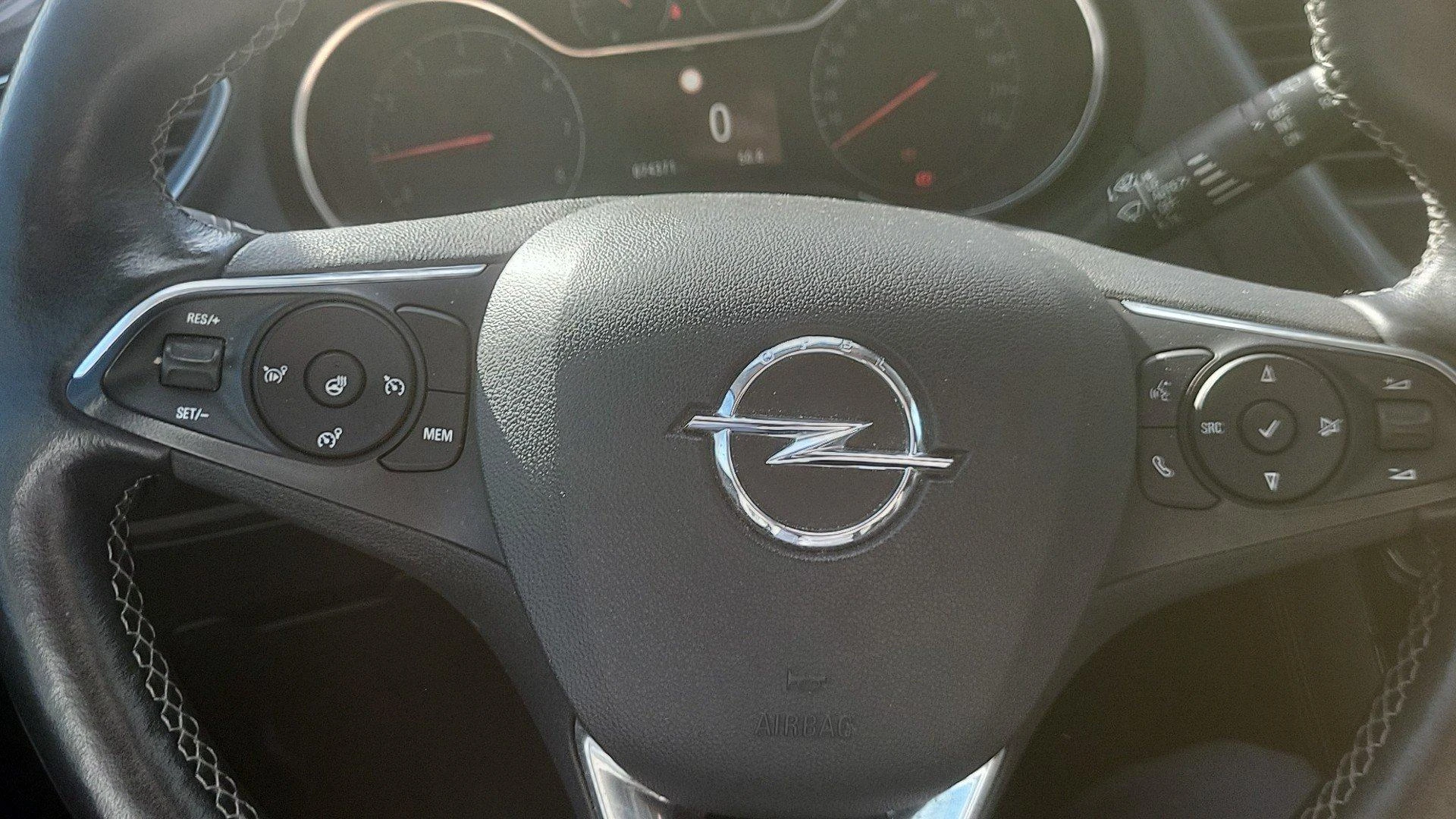 Opel-Grandland X-image-10