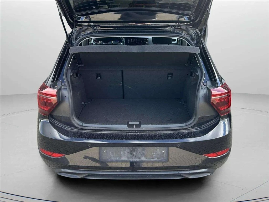 Volkswagen-Polo-image-22