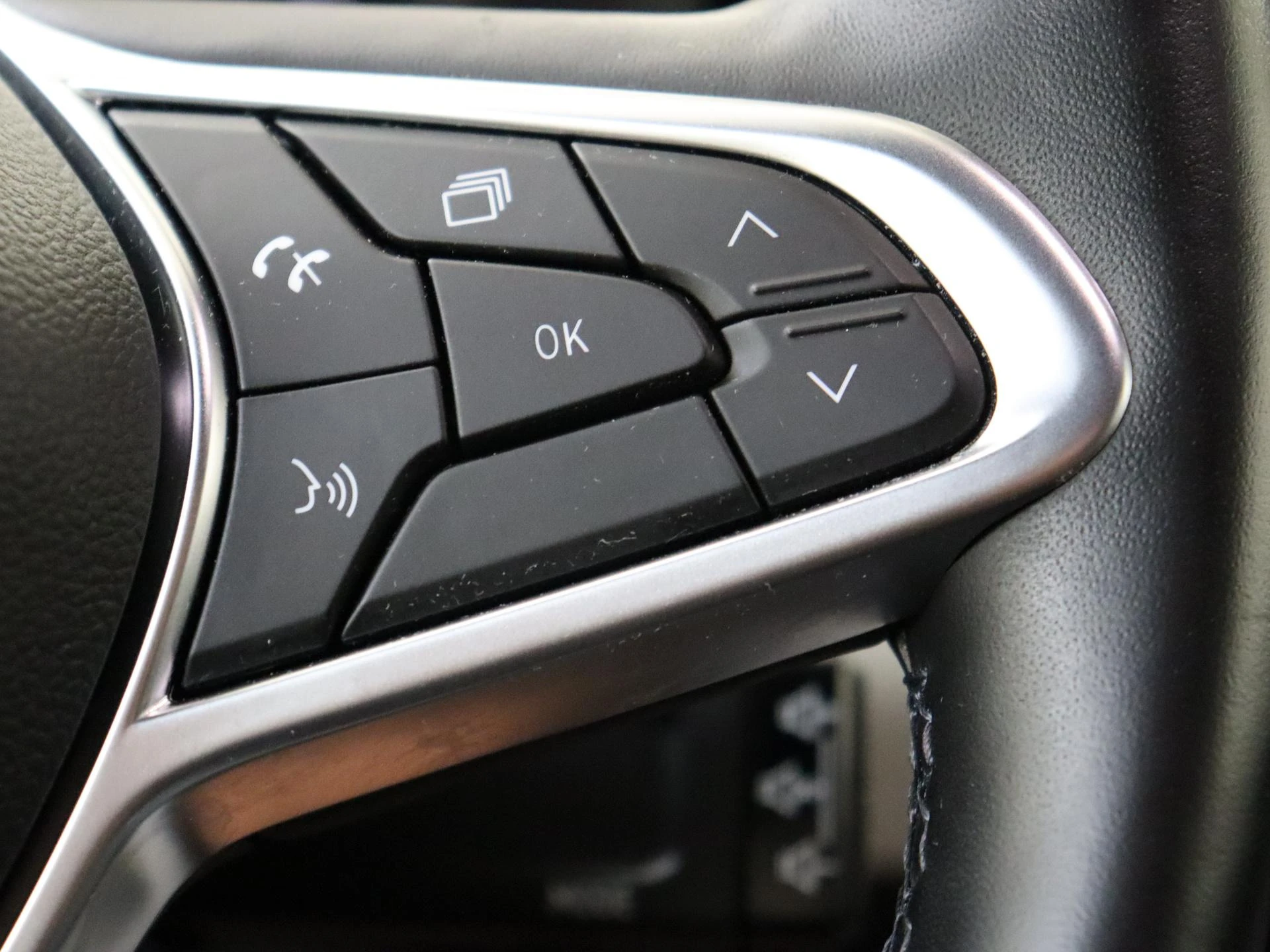 Renault-Clio-image-12