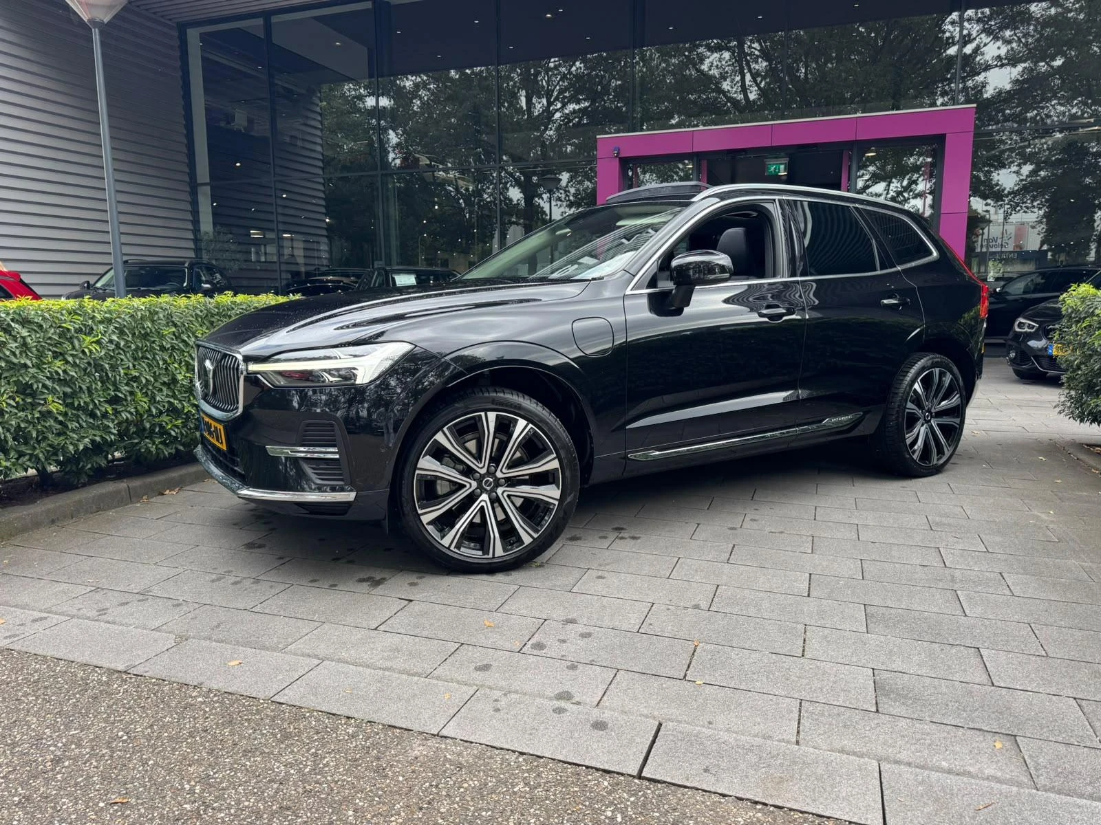 Volvo-XC60-image-1