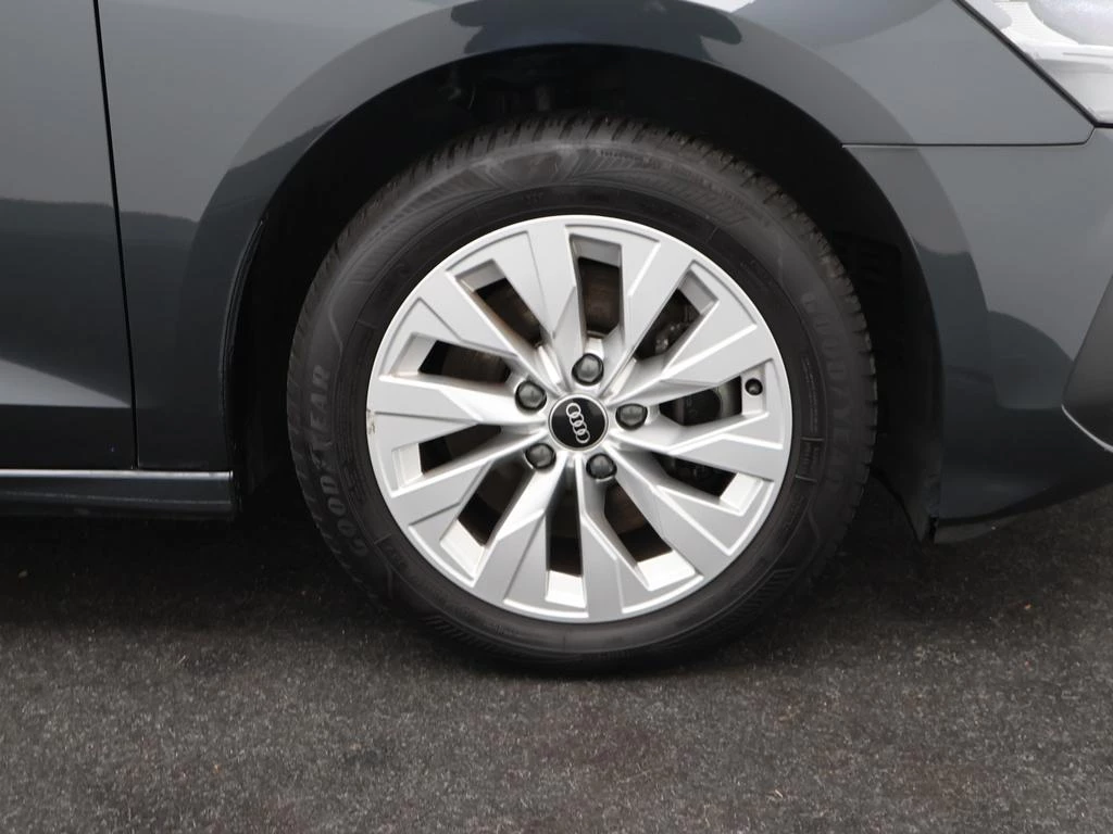 Audi A3 Sportback PHEV Audi A3 Sportback PHEV Attraction 40TFSIe 204PK *AUTOMAAT*NAVI*PDC ACHTER*APP-CONNECT*VIRTUAL COCKPIT*...*