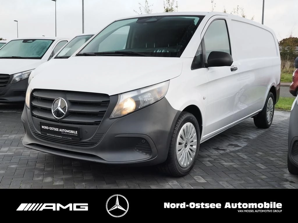 Mercedes-Benz-Vito-image-4