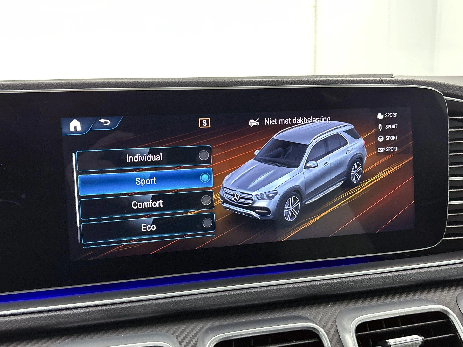 Mercedes-Benz-GLE-image-8
