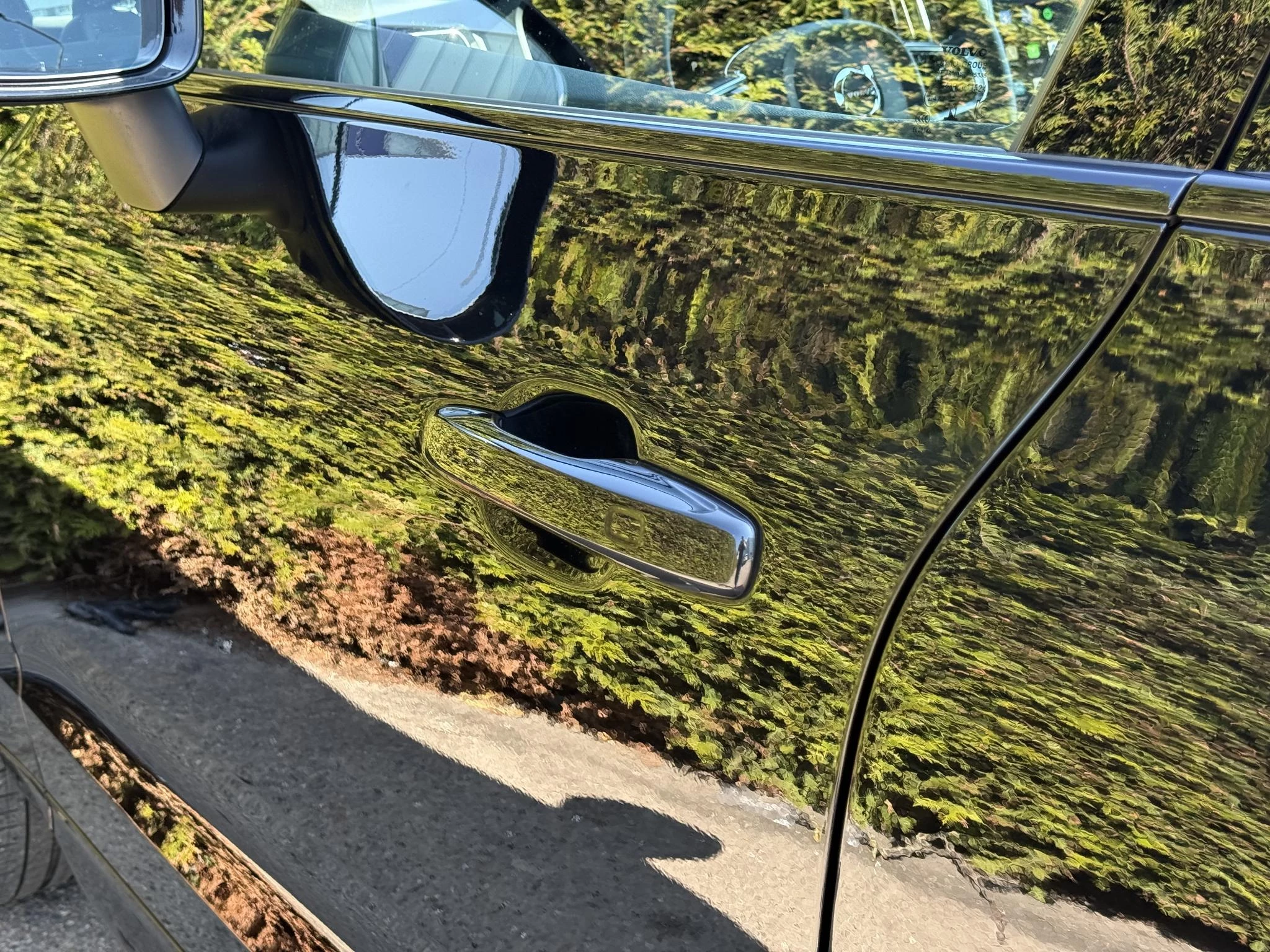 Volvo XC60 T6 Plug-in Hybrid AWD Plus Black Edition