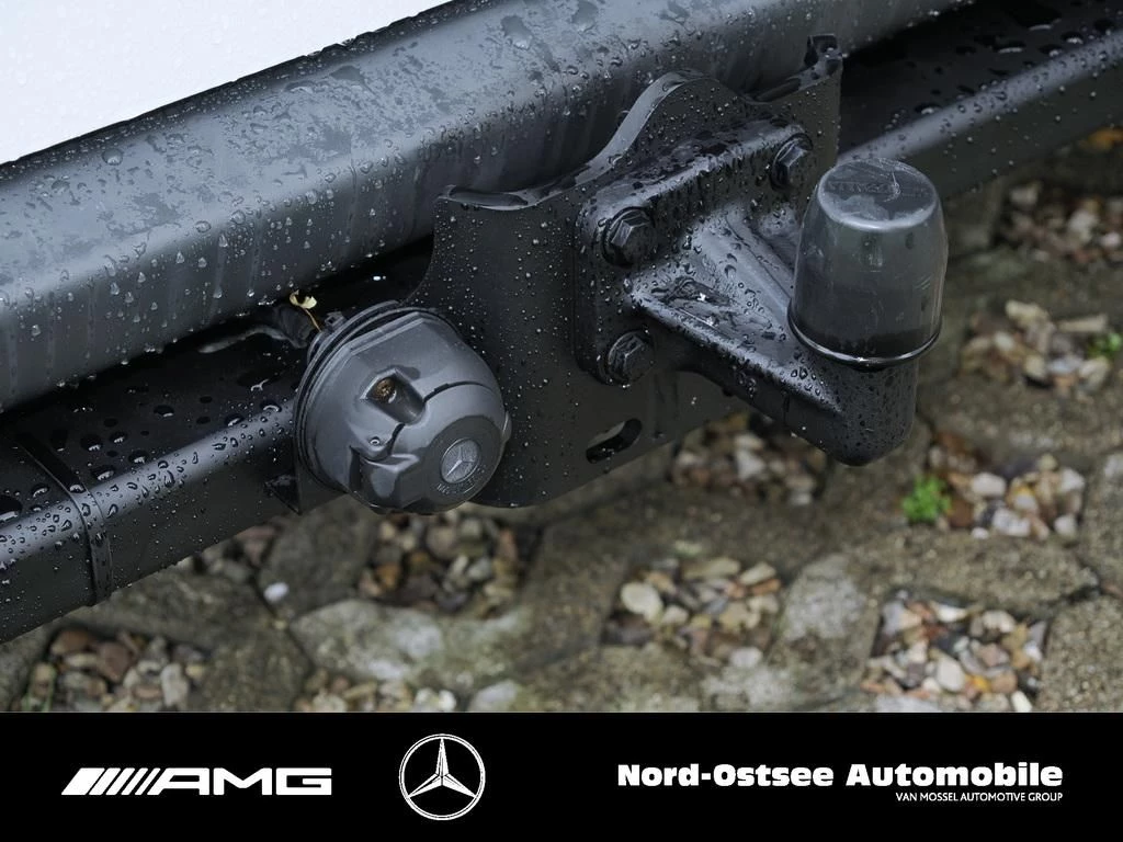 Mercedes-Benz-Sprinter-image-12