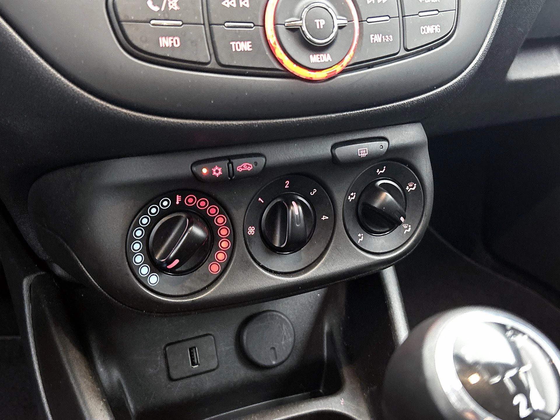 Opel-Corsa-image-16