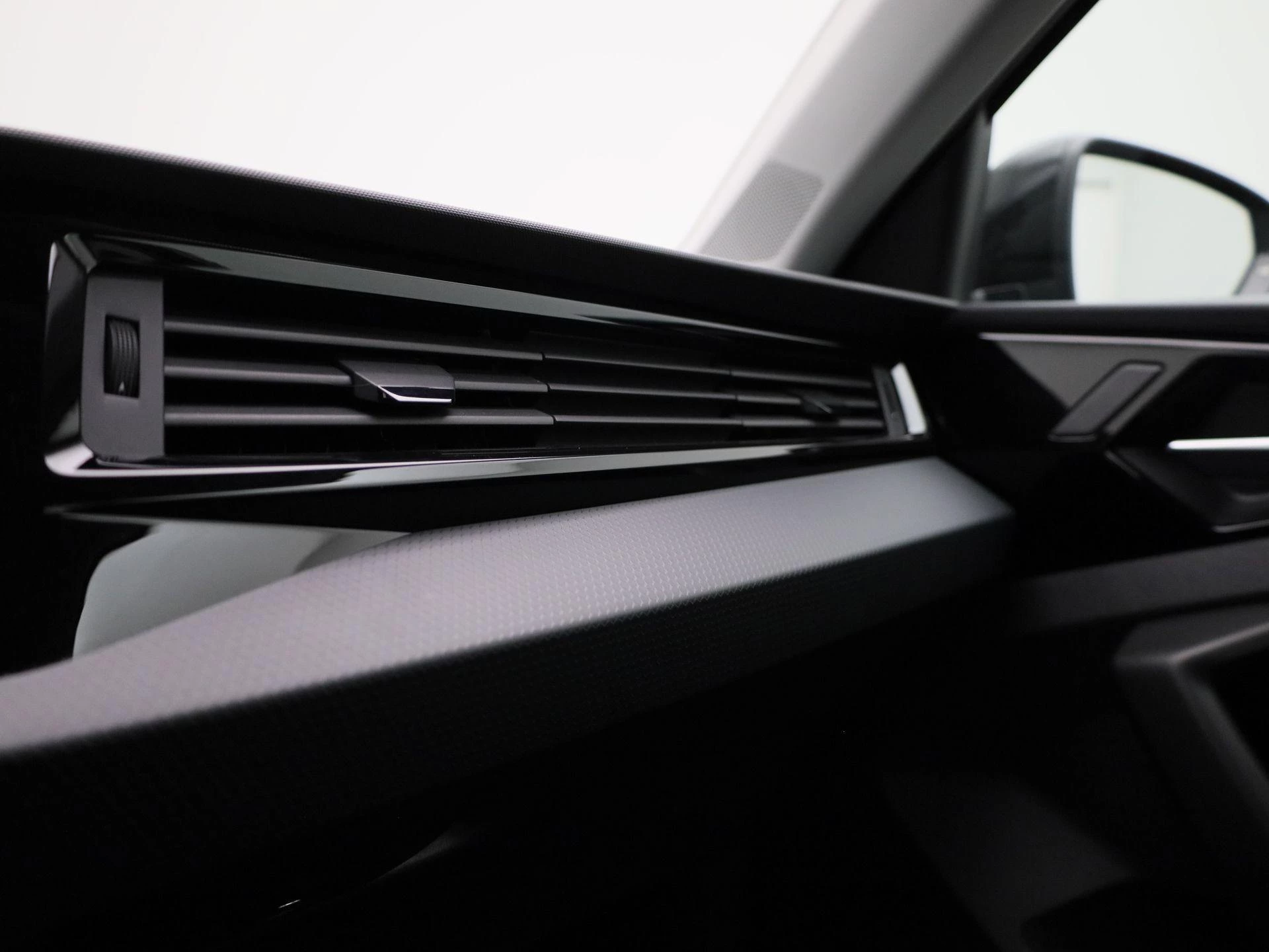 Audi-A1 Sportback-image-23