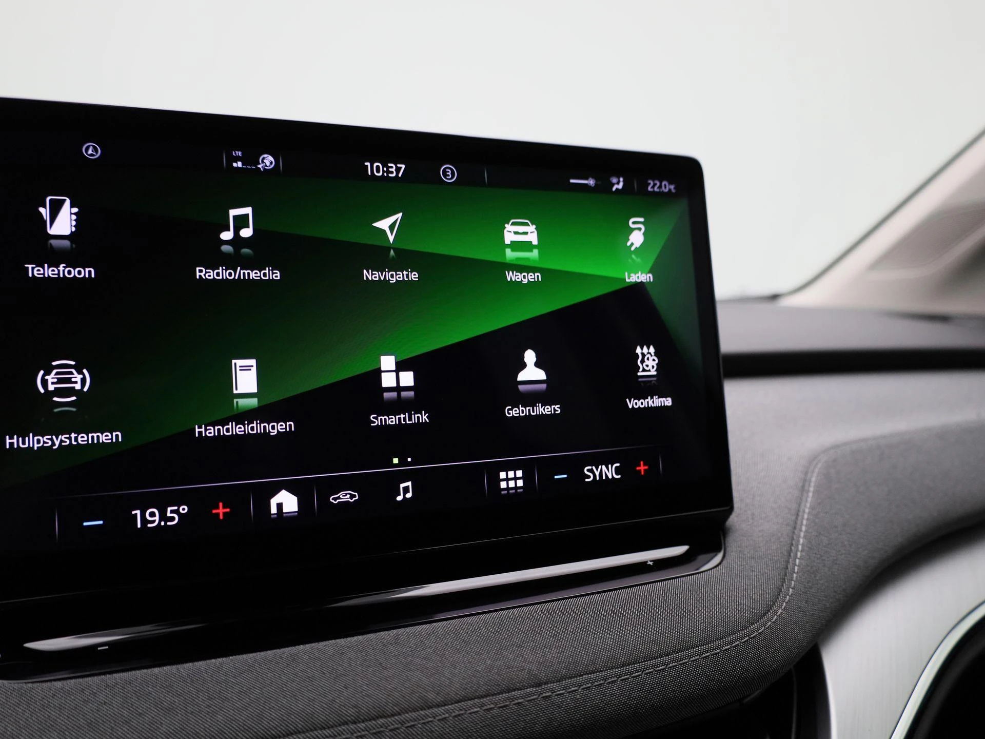 Škoda-Enyaq iV-image-14