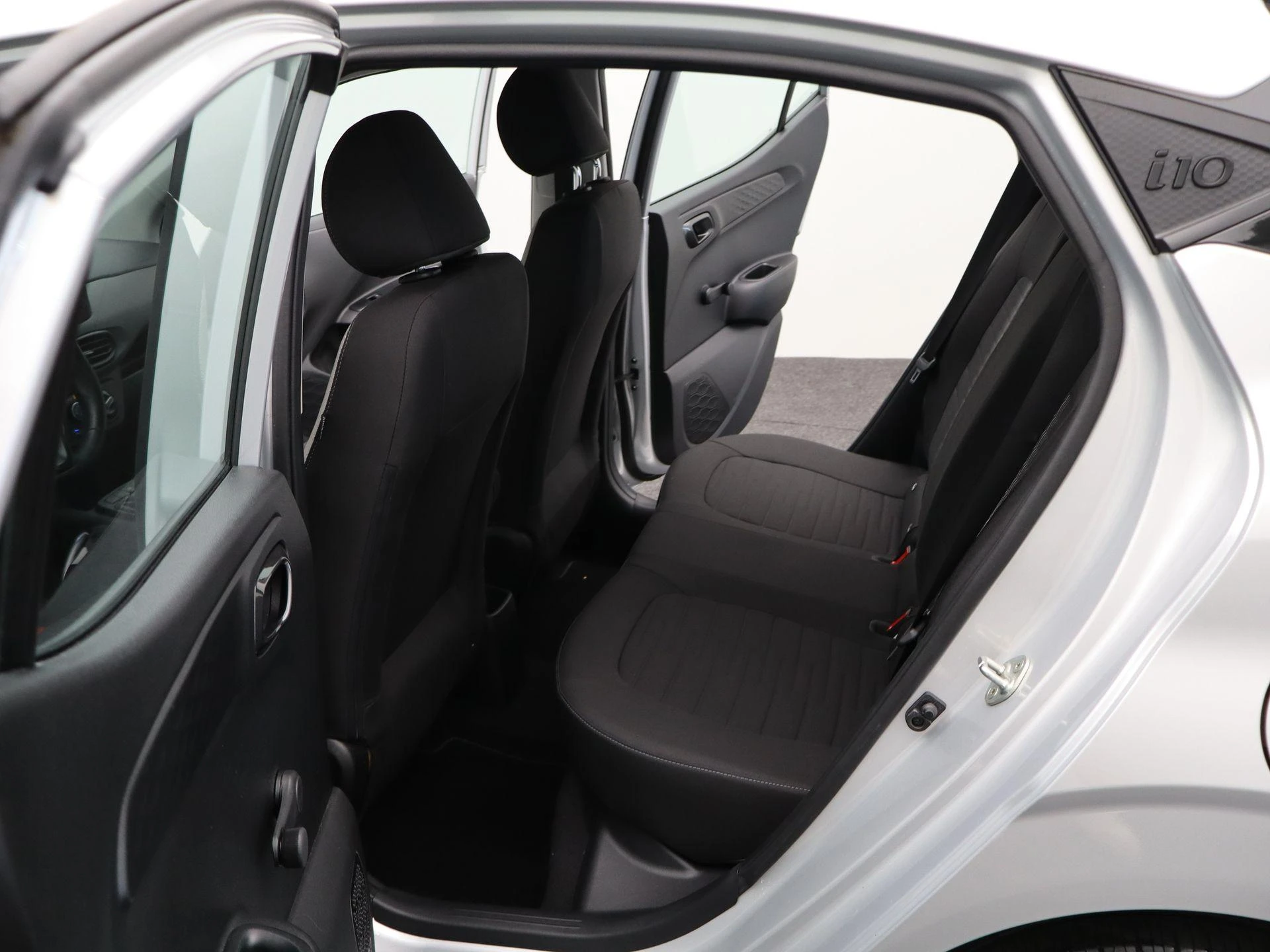 Hyundai-i10-image-12