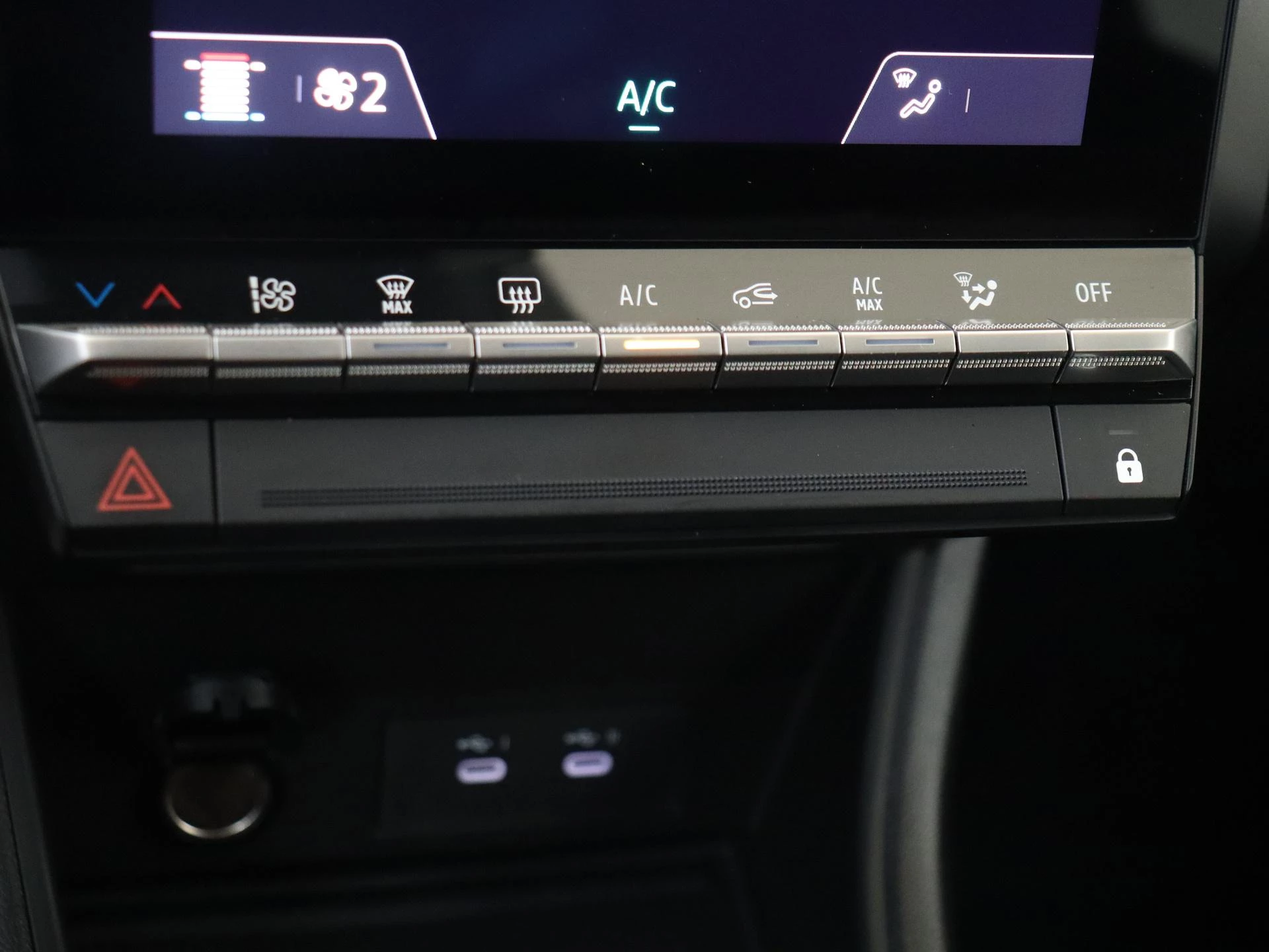 Renault-Captur-image-24