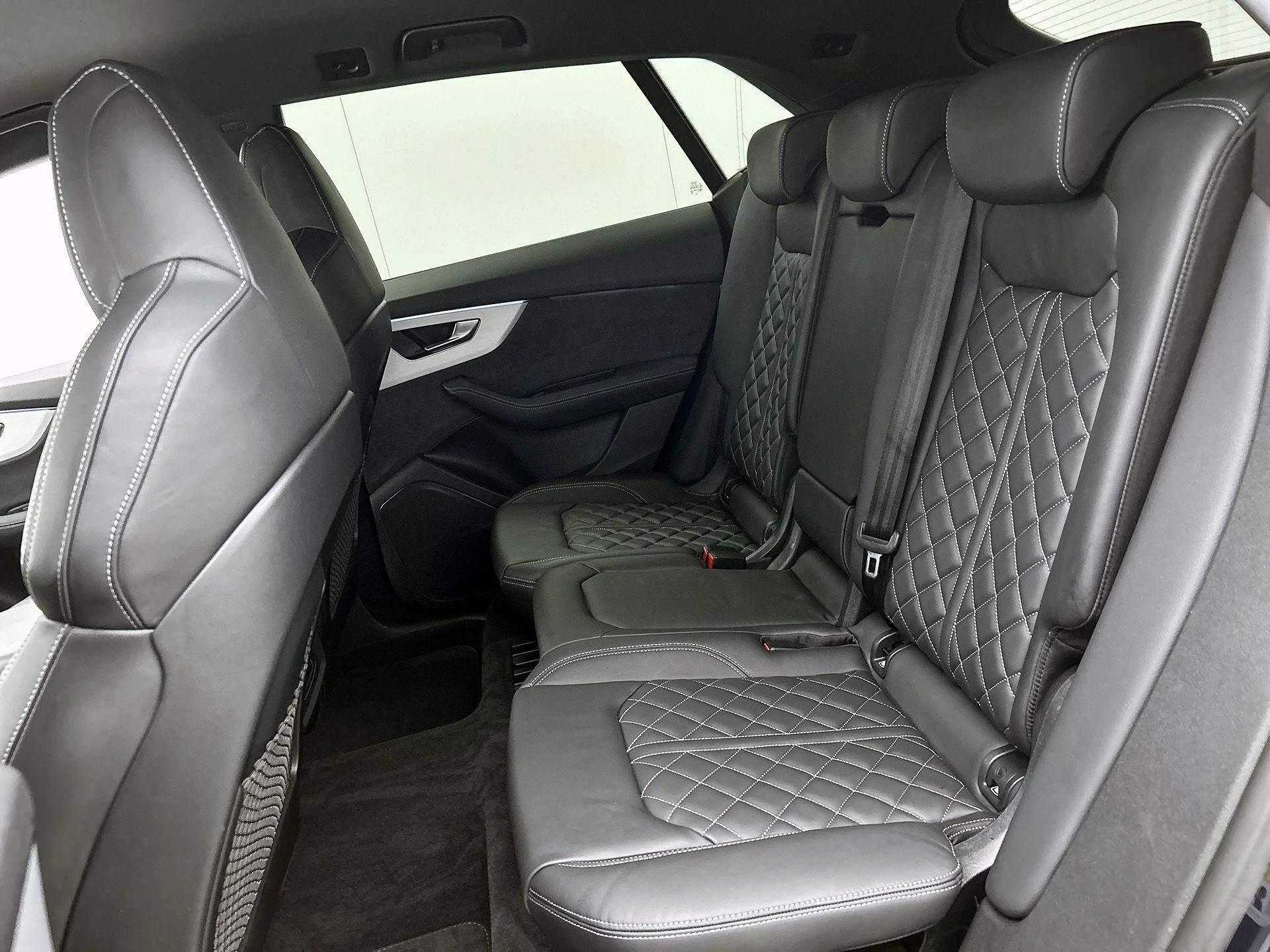 Audi-Q8-image-25