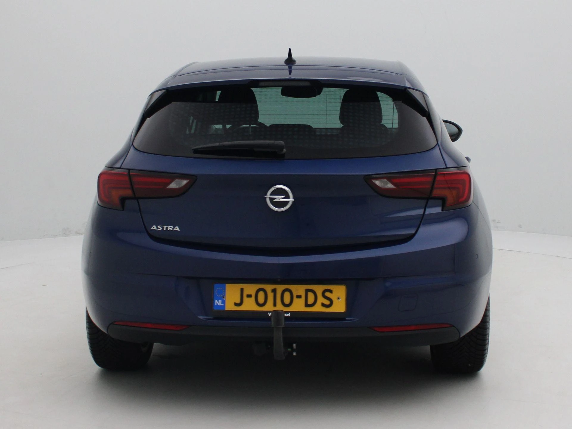 Opel-Astra-image-4