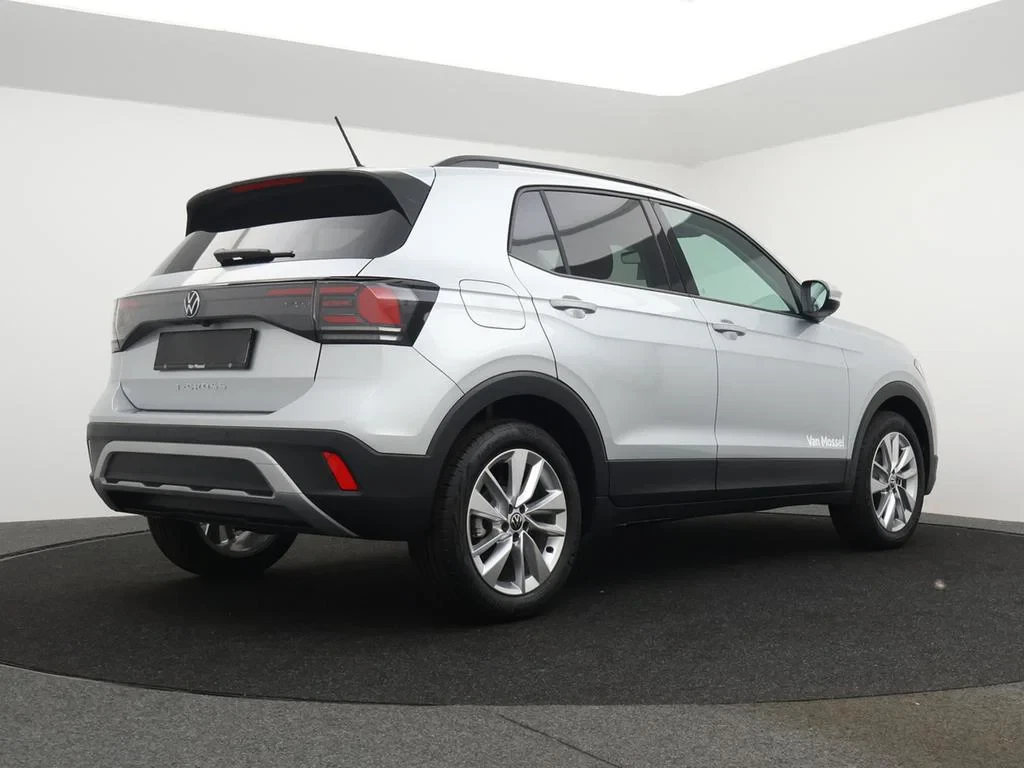 Volkswagen-T-Cross-image-1