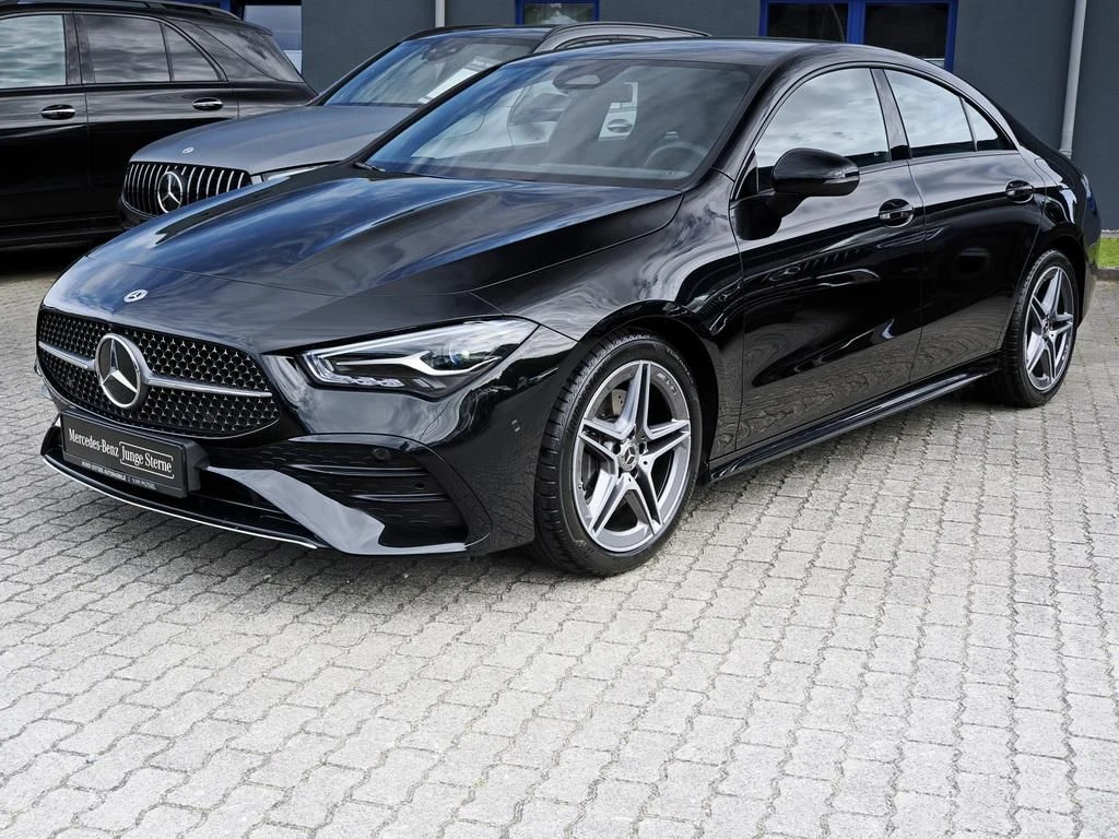 Mercedes-Benz-CLA 200-image-6