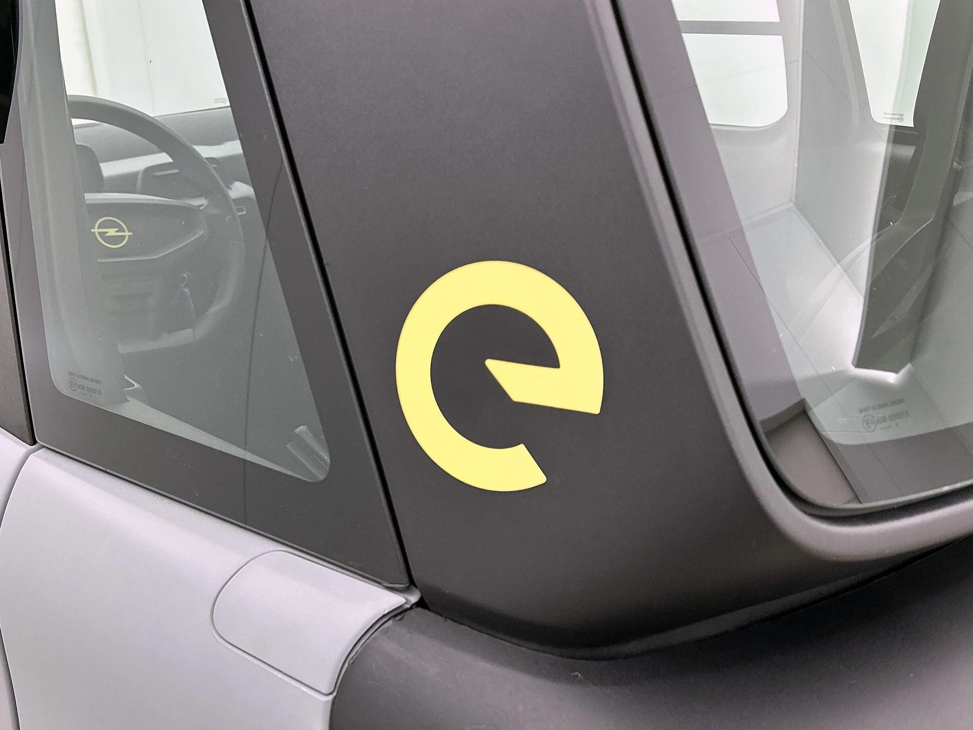 Opel Rocks-e
