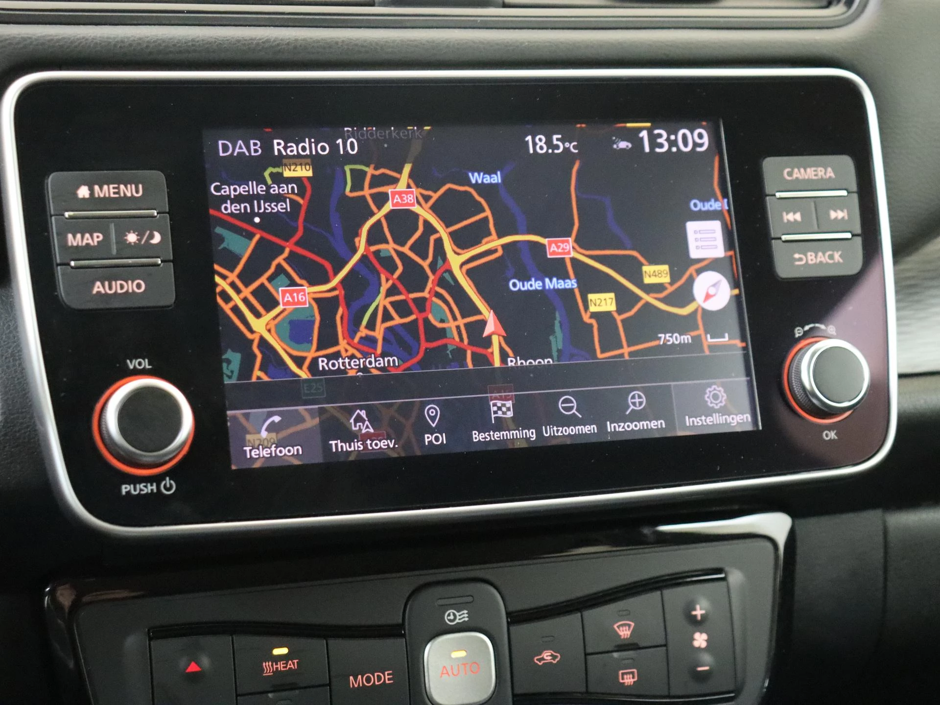 Nissan-Leaf-image-20