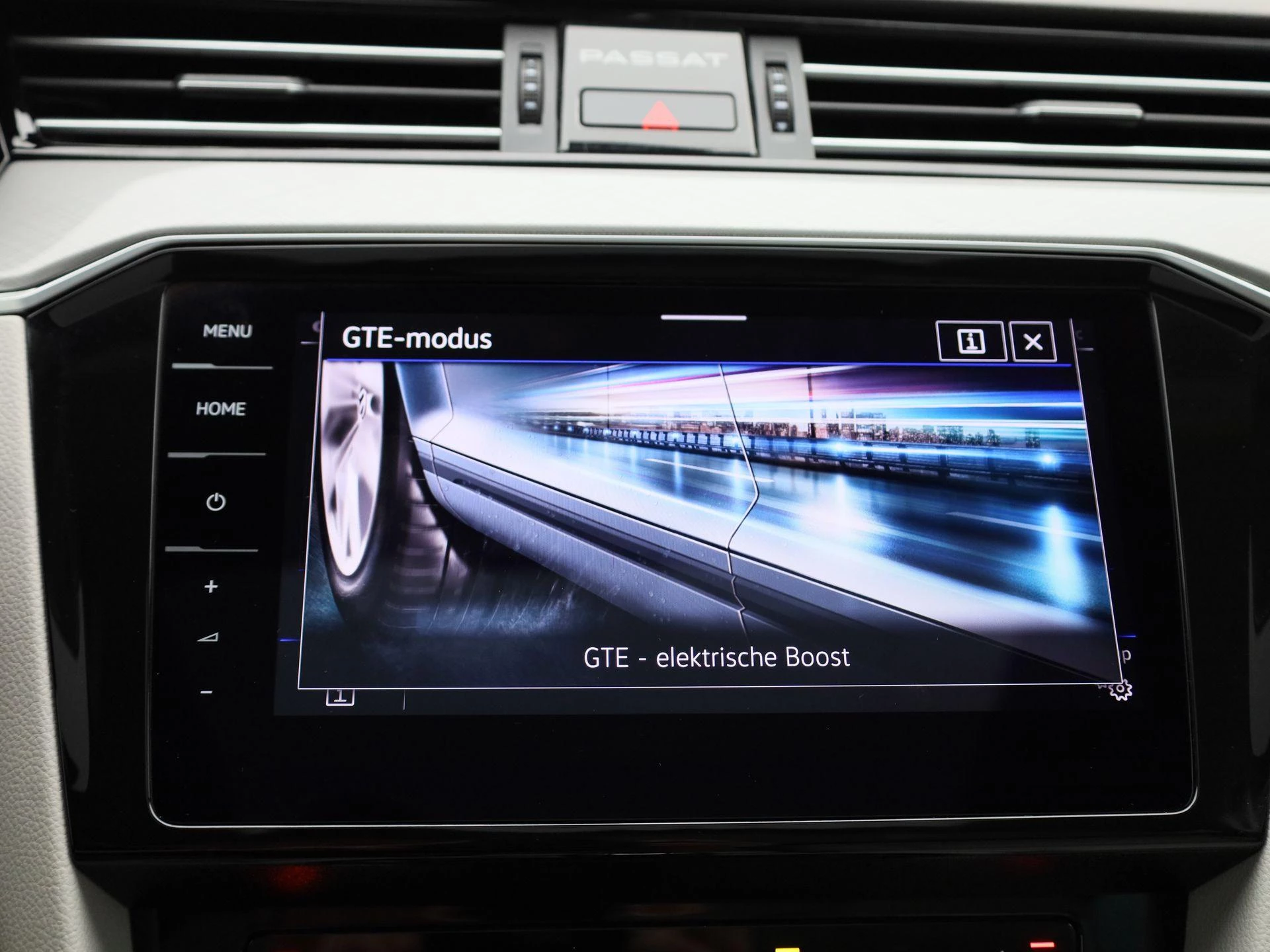 Volkswagen-Passat-image-23