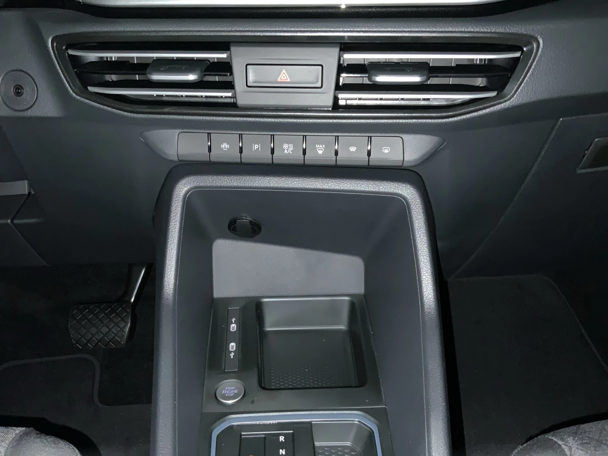 Ford-Tourneo Connect-image-13