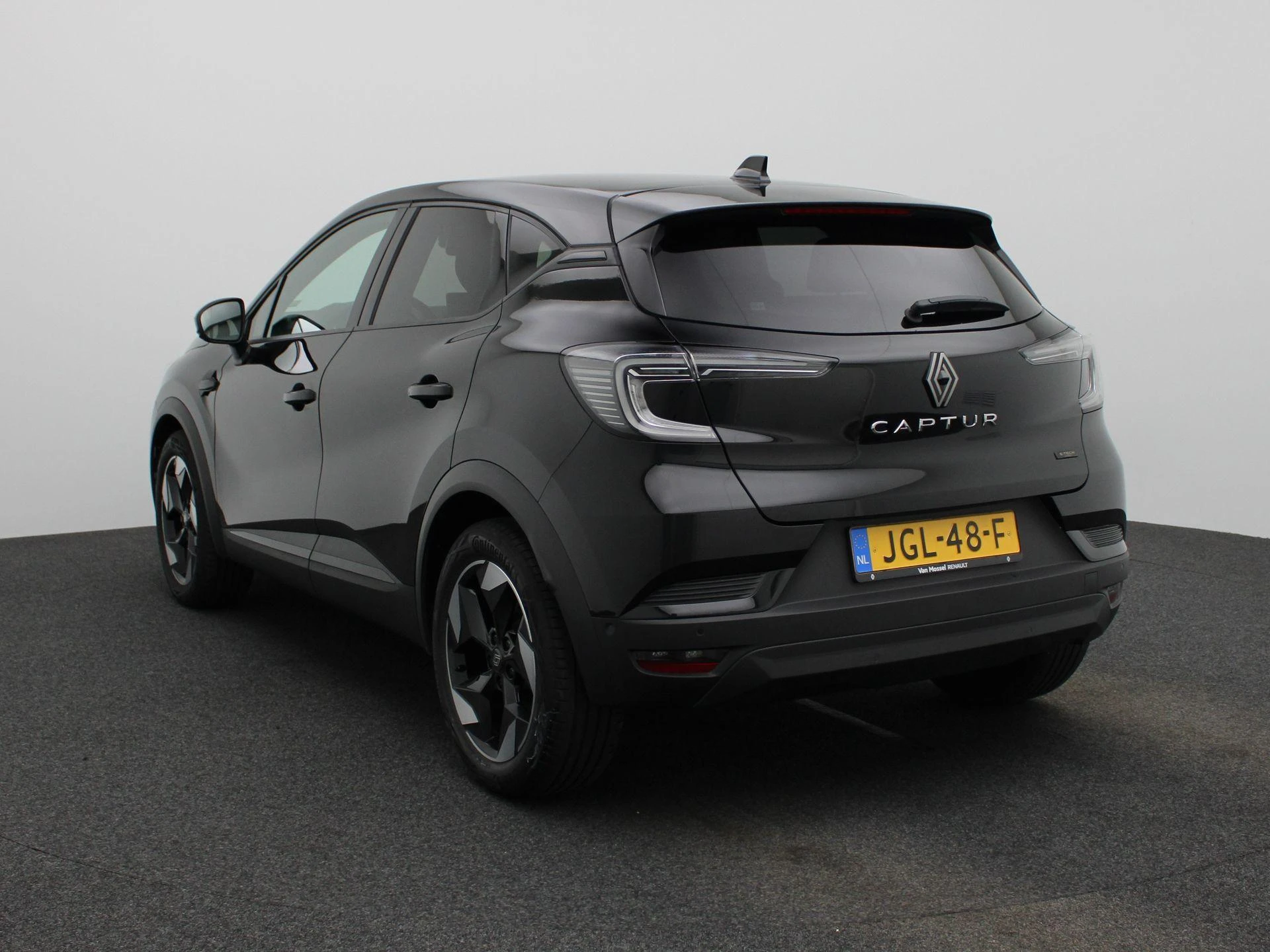 Renault-Captur-image-1