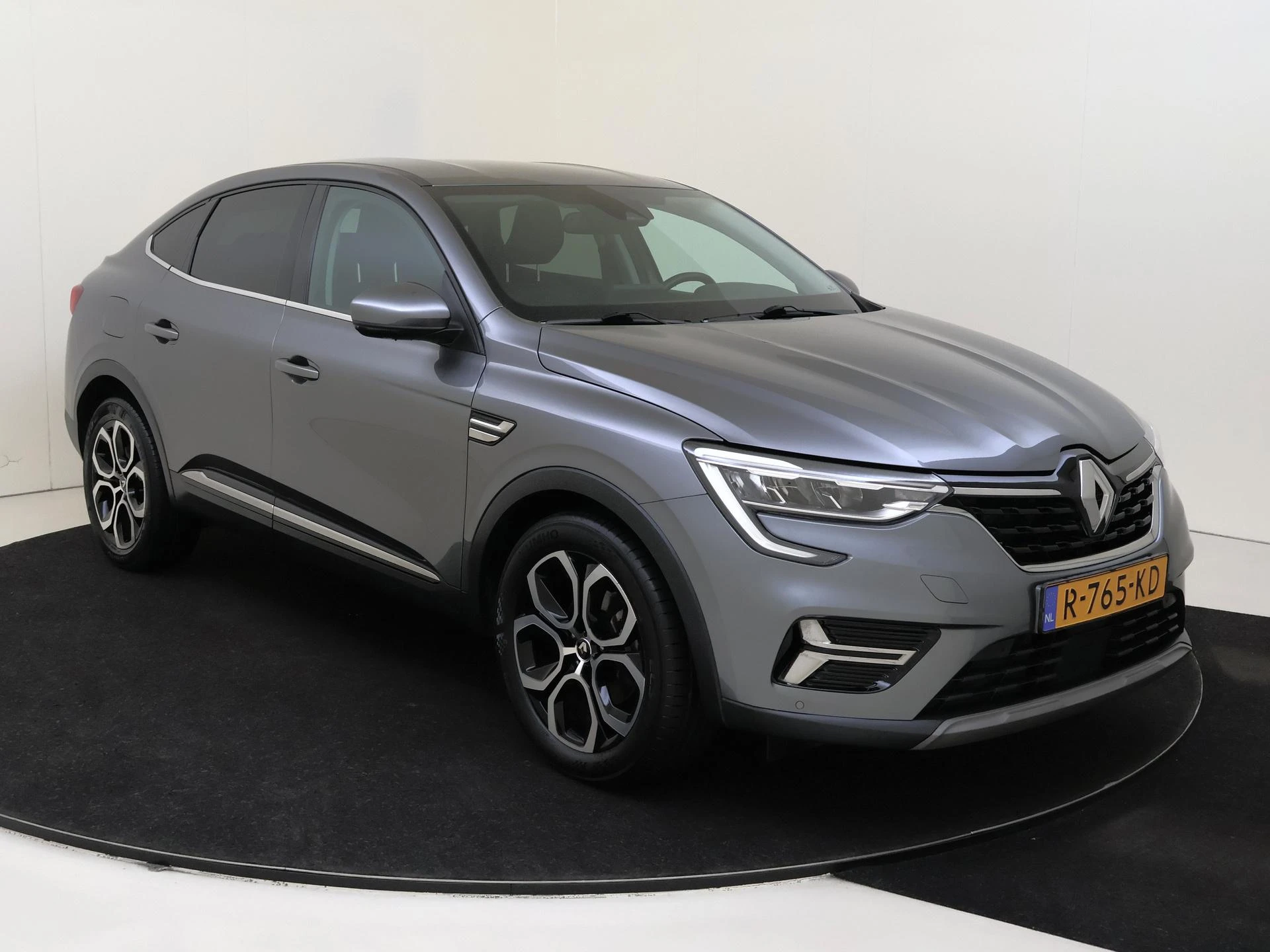 Renault-Arkana-image-1