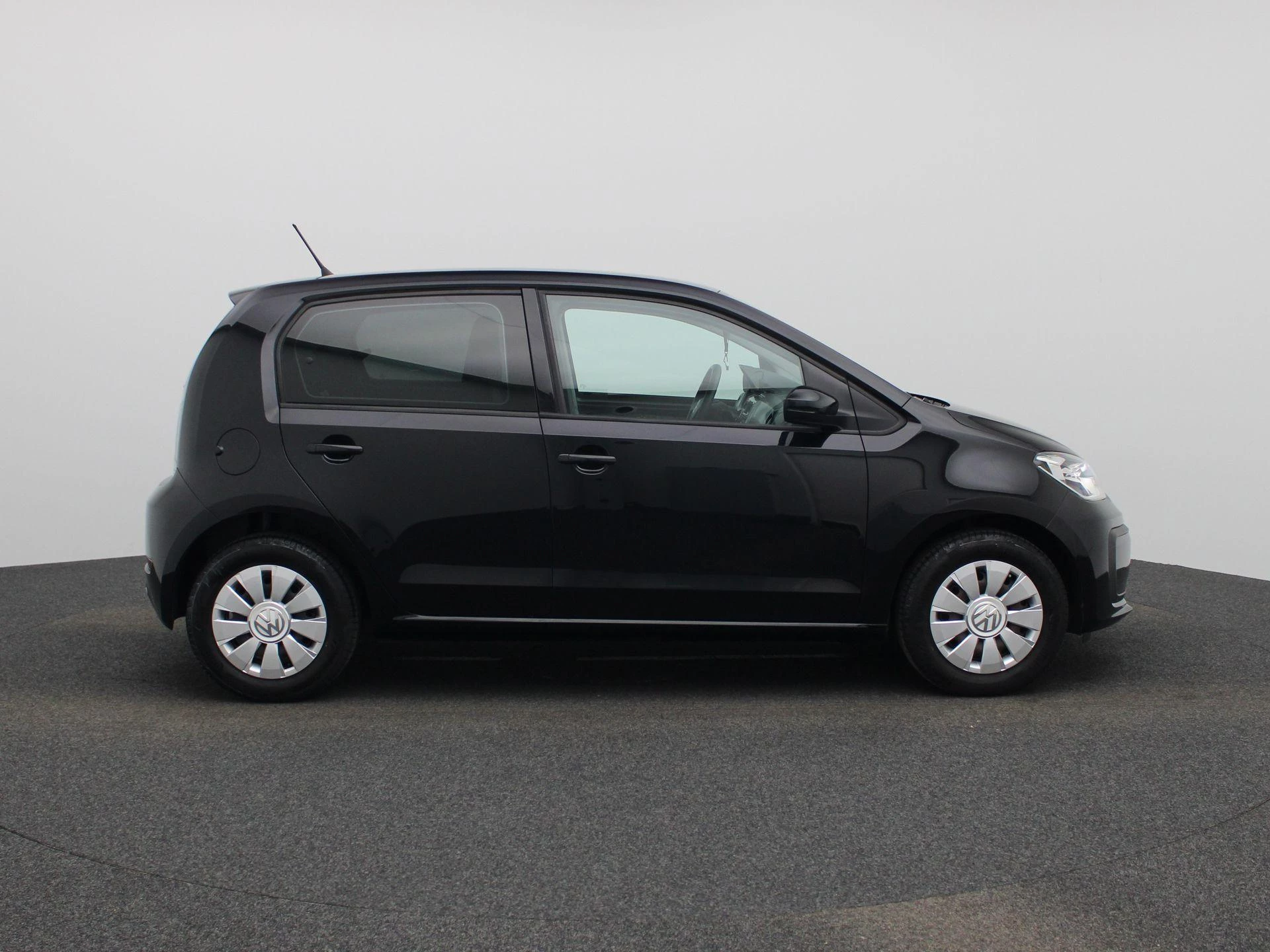 Volkswagen-up!-image-5