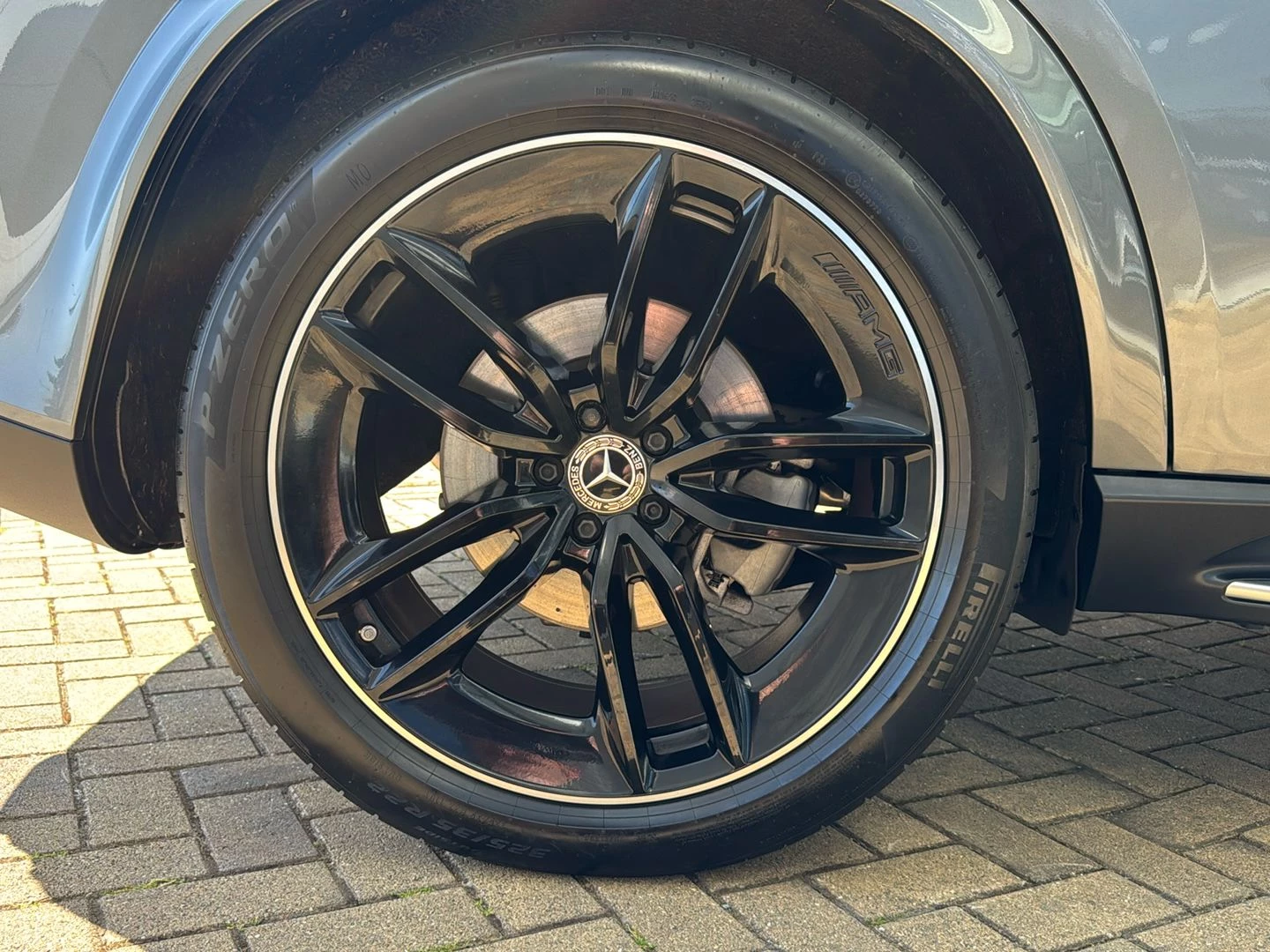 Mercedes-Benz-GLE-image-7