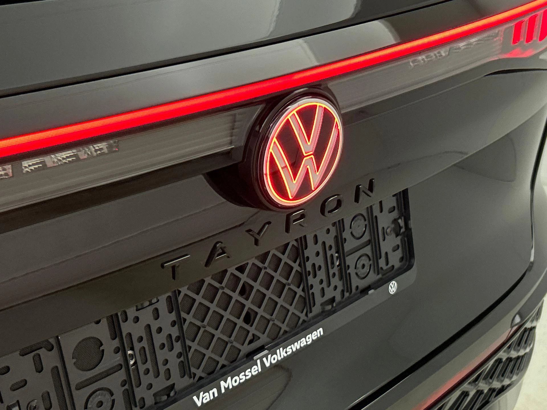 Volkswagen Tayron 1.5 eHybrid R-Line Edition