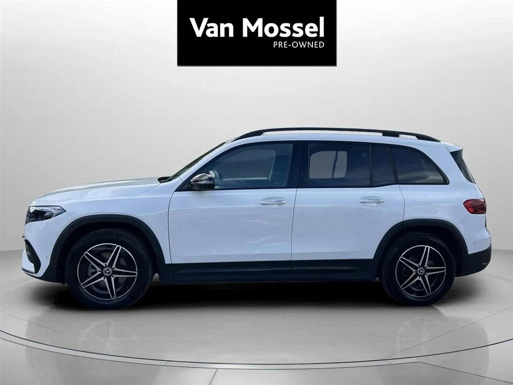 Mercedes-Benz-EQB-image-7