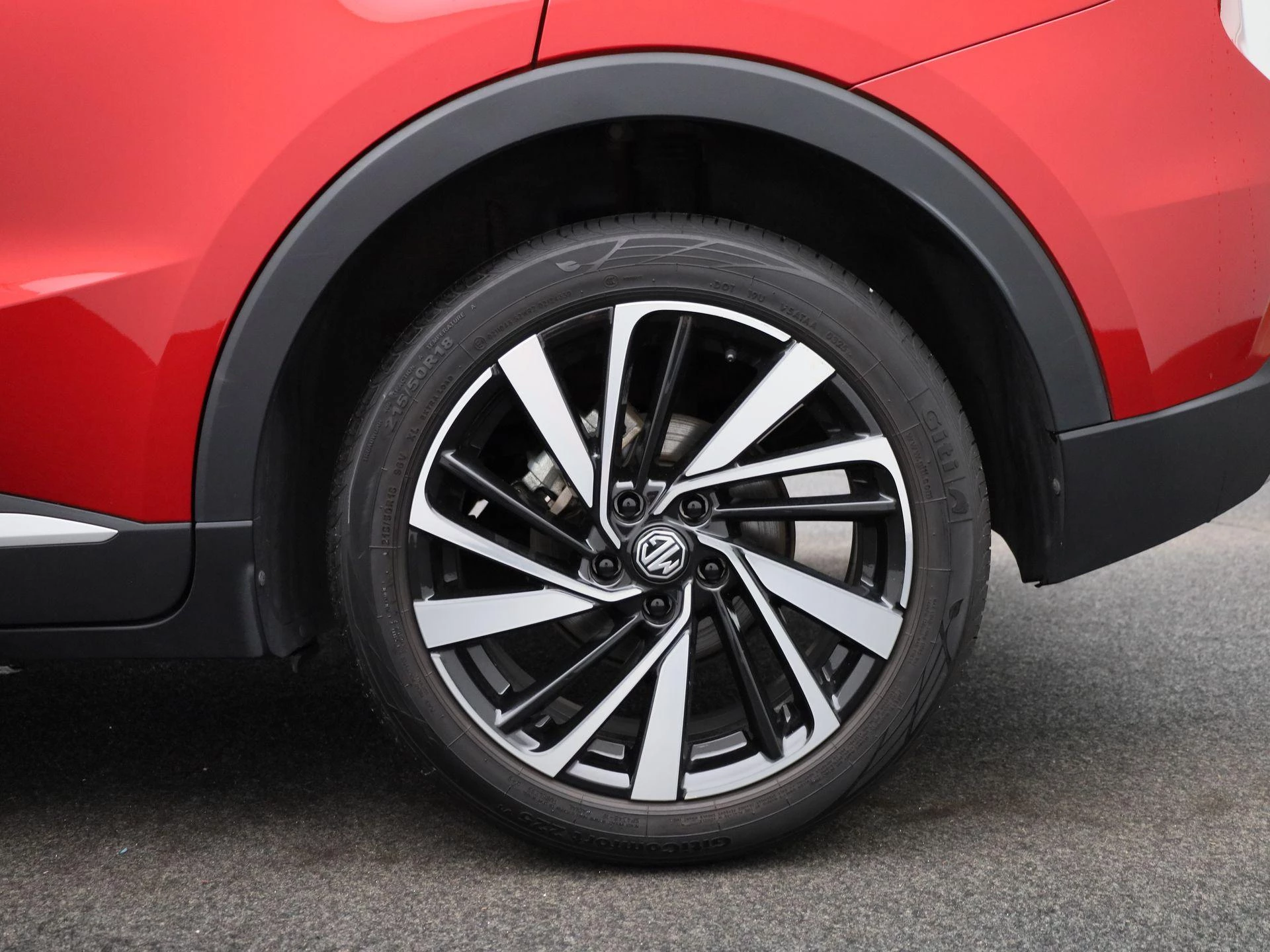MG-ZS-image-12