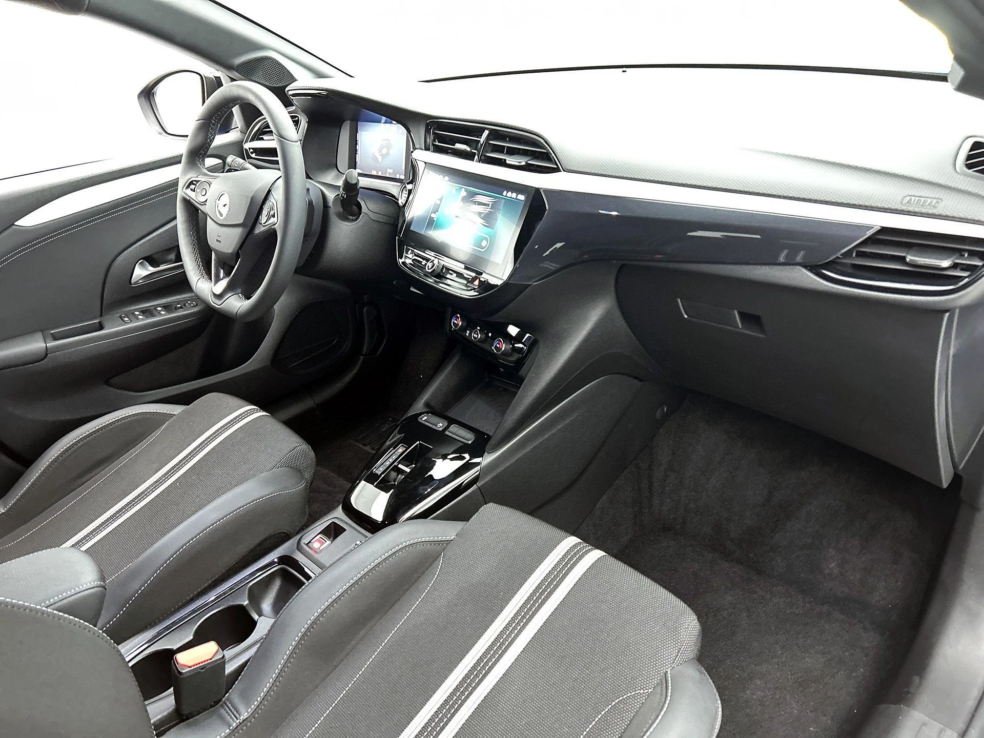 Opel-Corsa-image-18