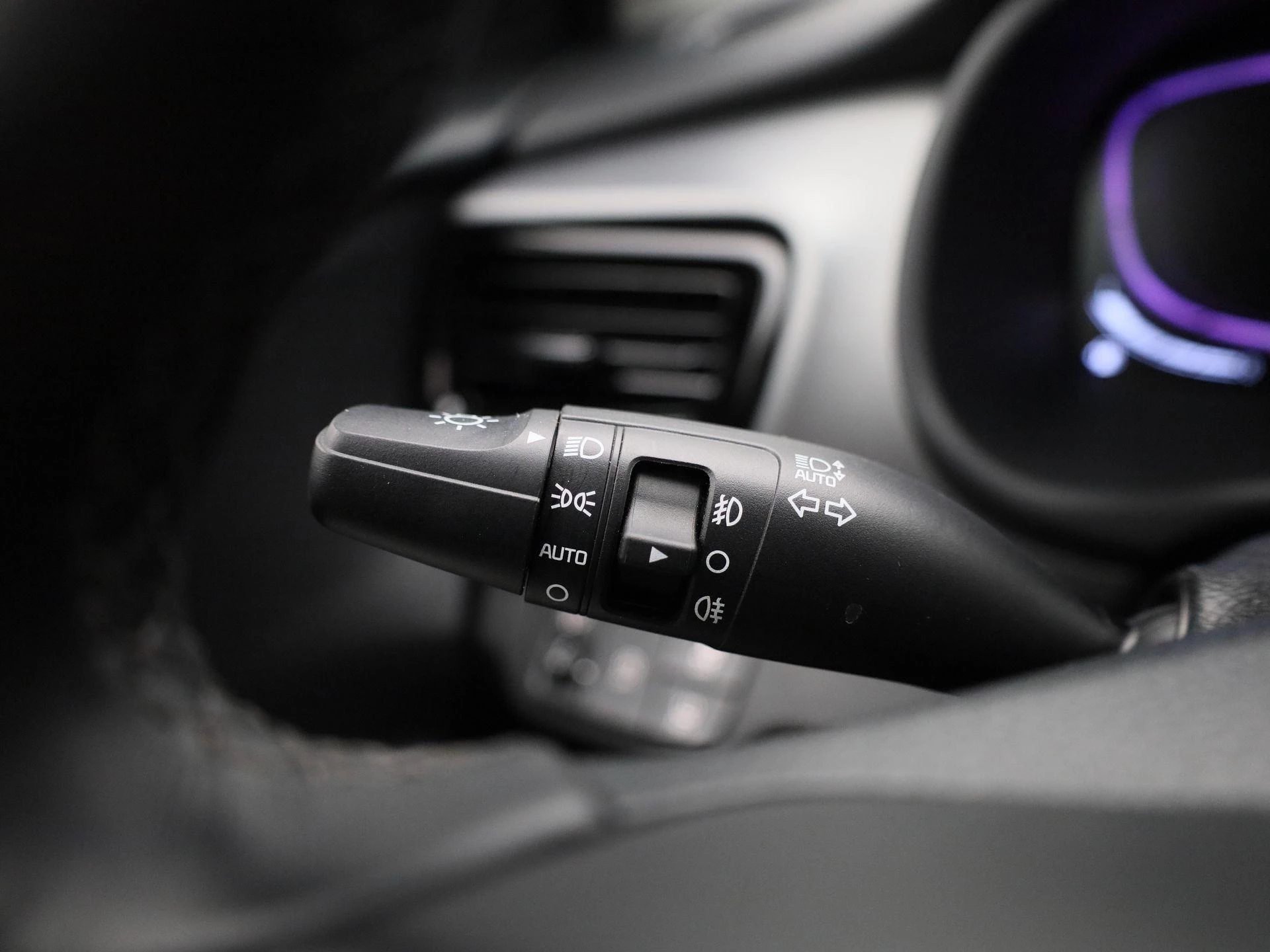 Kia-Stonic-image-20