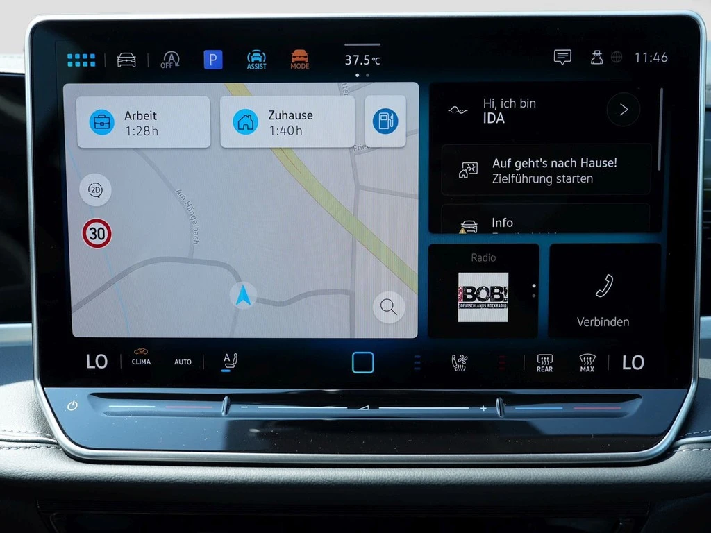 Volkswagen-Passat-image-10