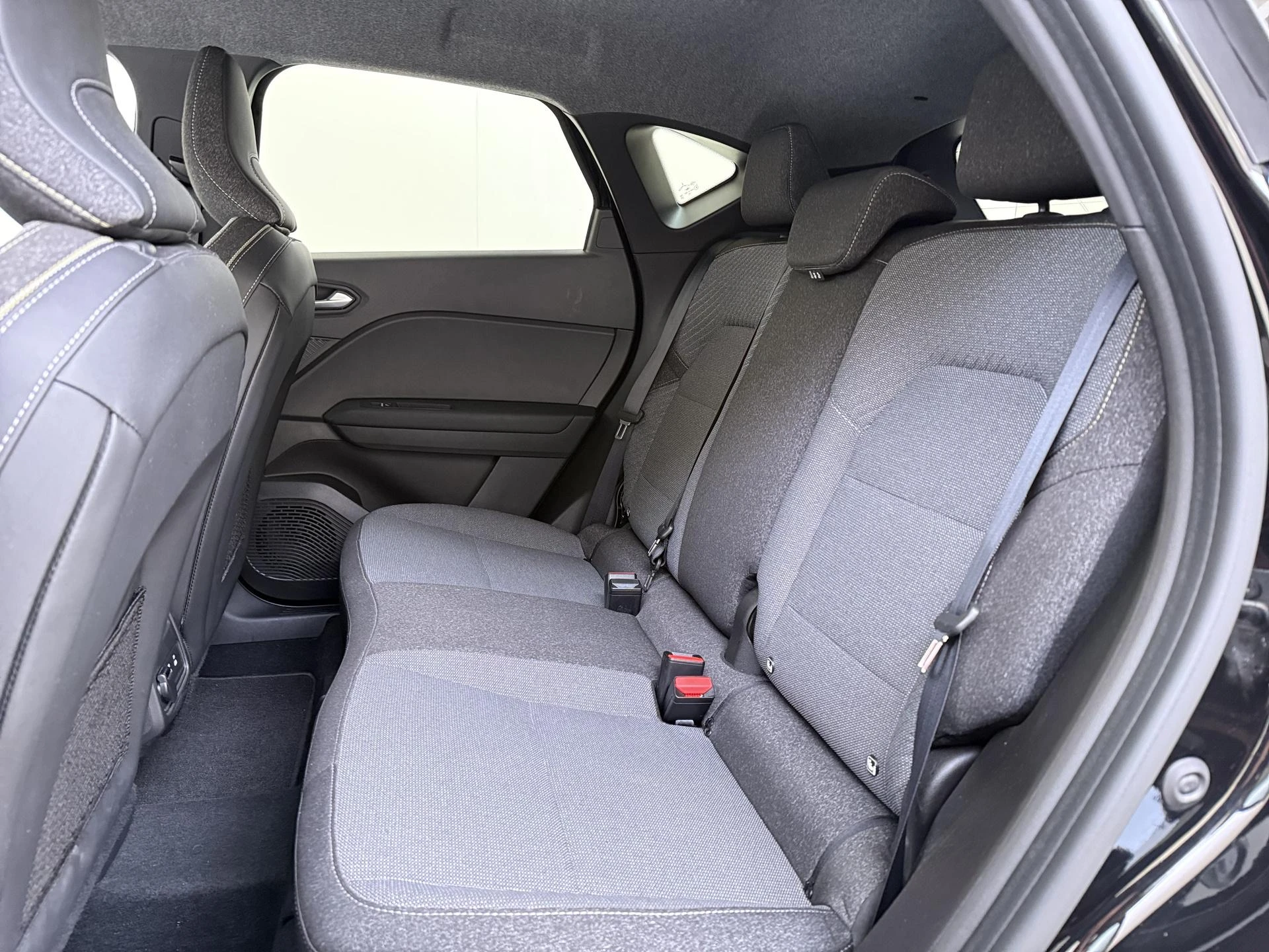 Renault-Captur-image-15