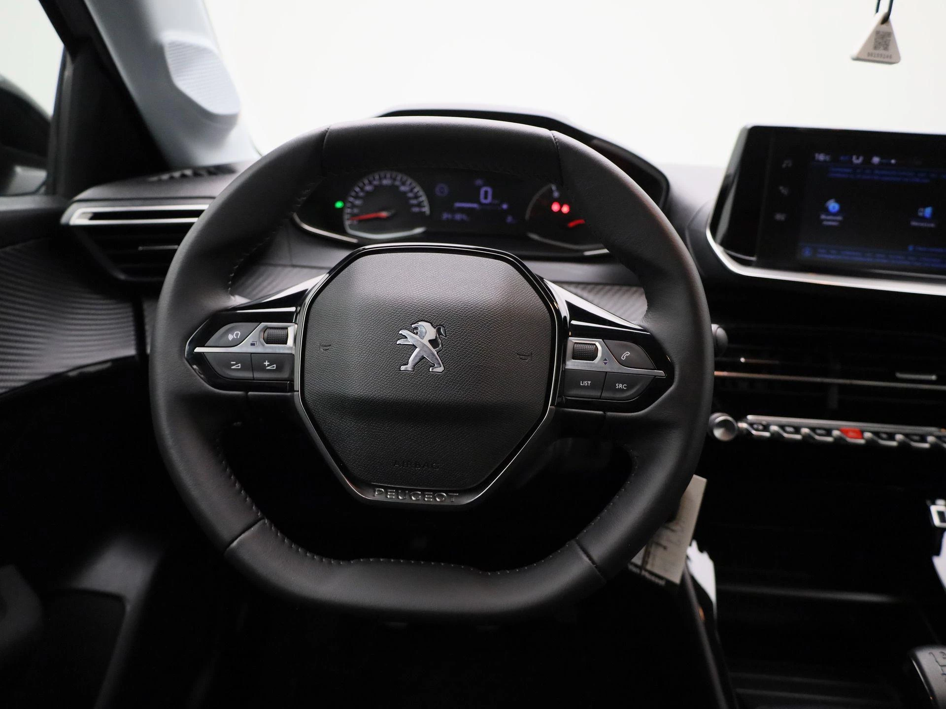 Peugeot-208-image-6