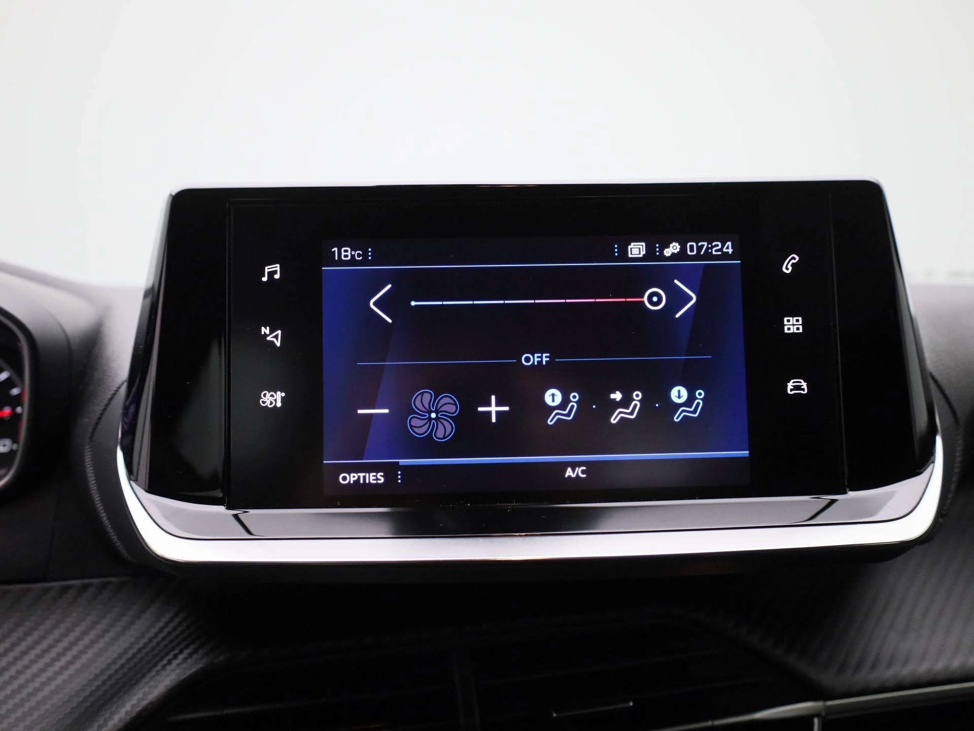 Peugeot-2008-image-19