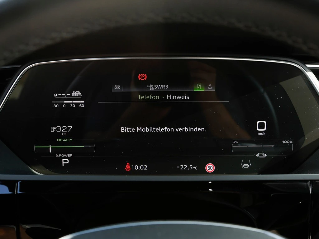 Audi-Q8 e-tron-image-16