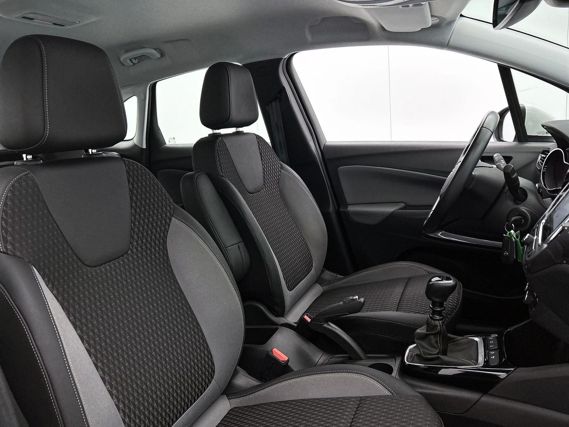 Opel-Crossland X-image-31