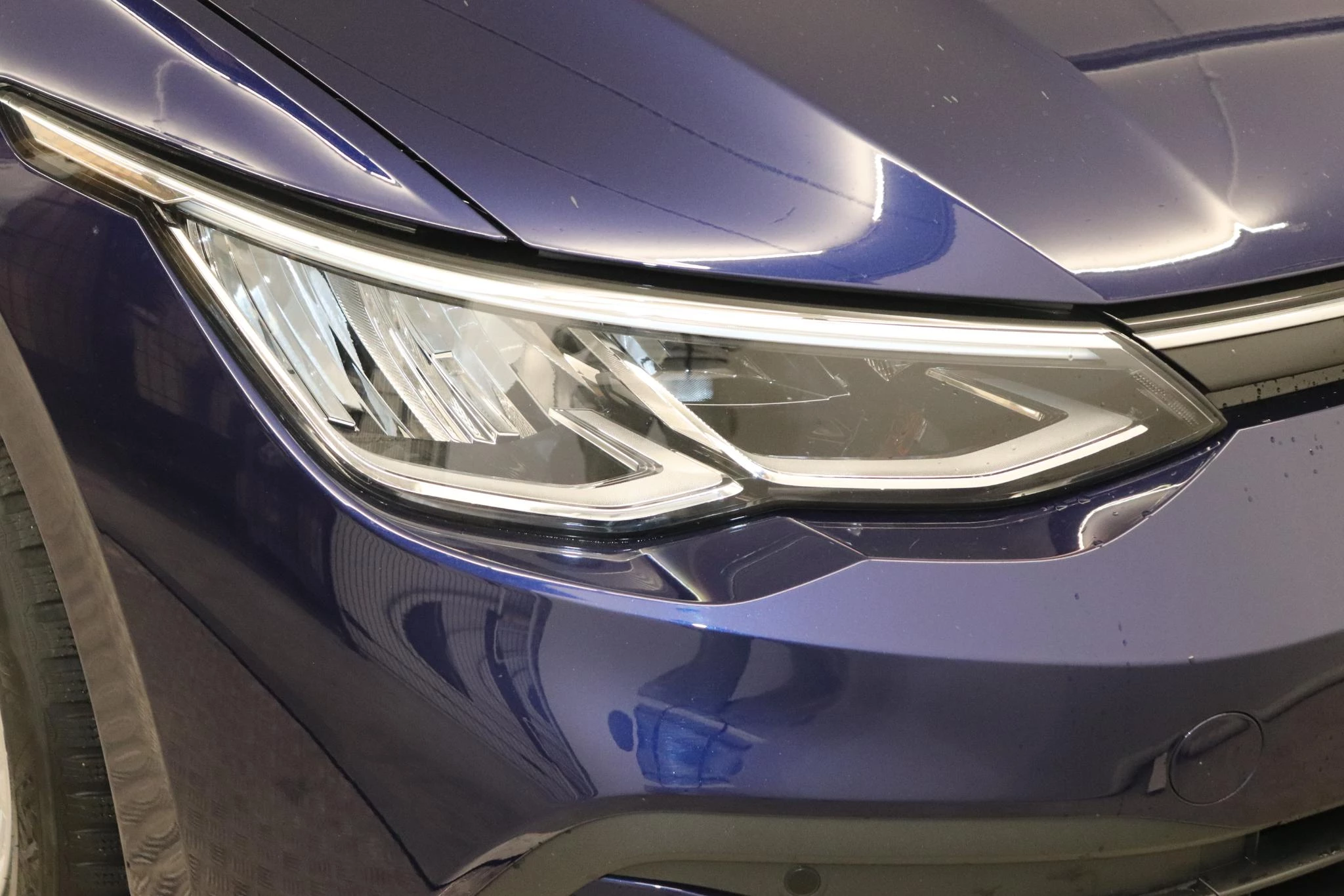 Volkswagen-Golf-image-16