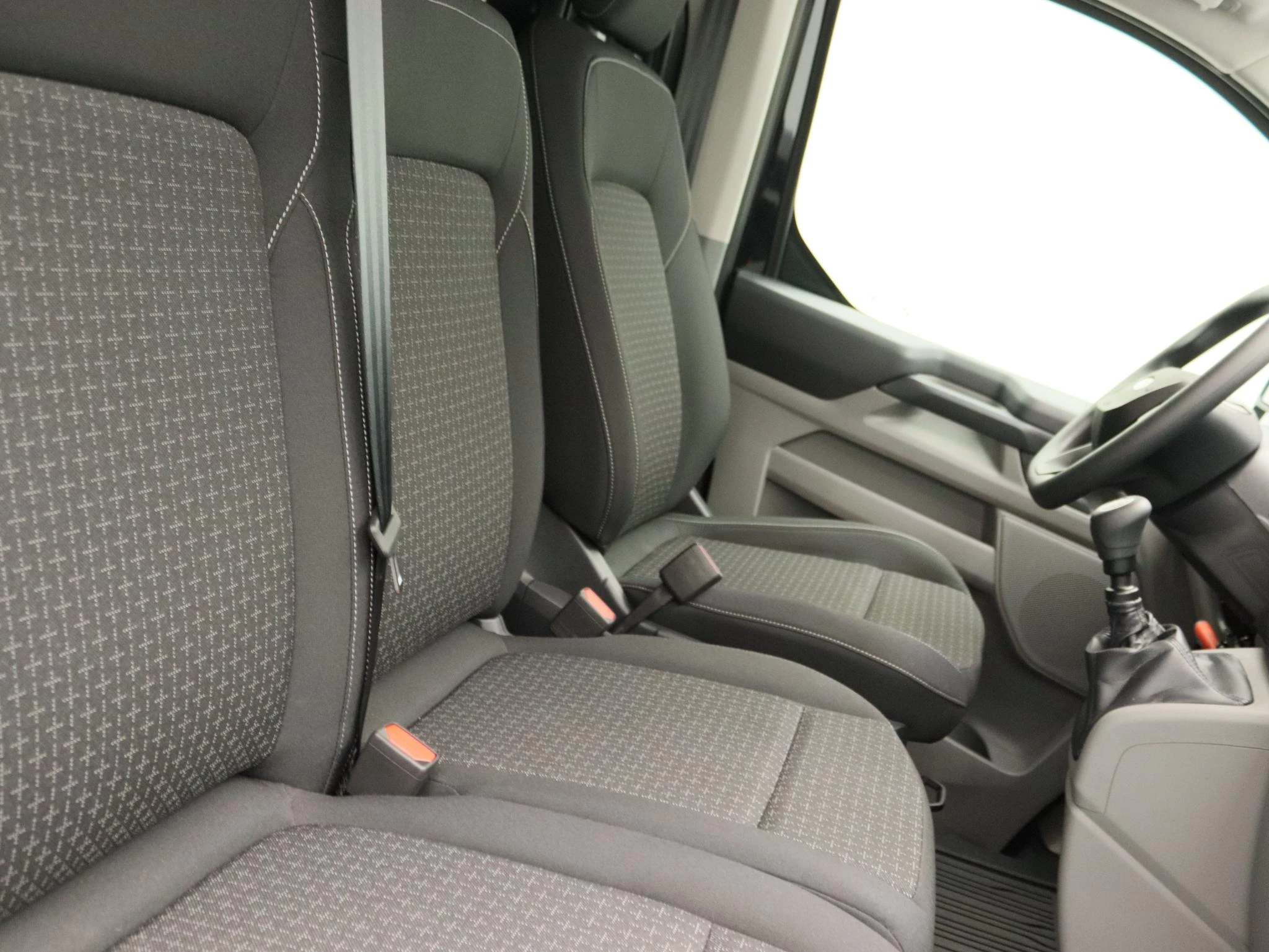 Ford-Transit Custom-image-18