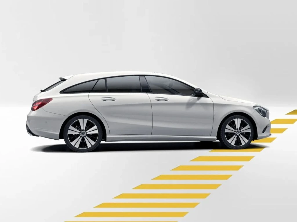 Mercedes-Benz-CLA 180-image-6
