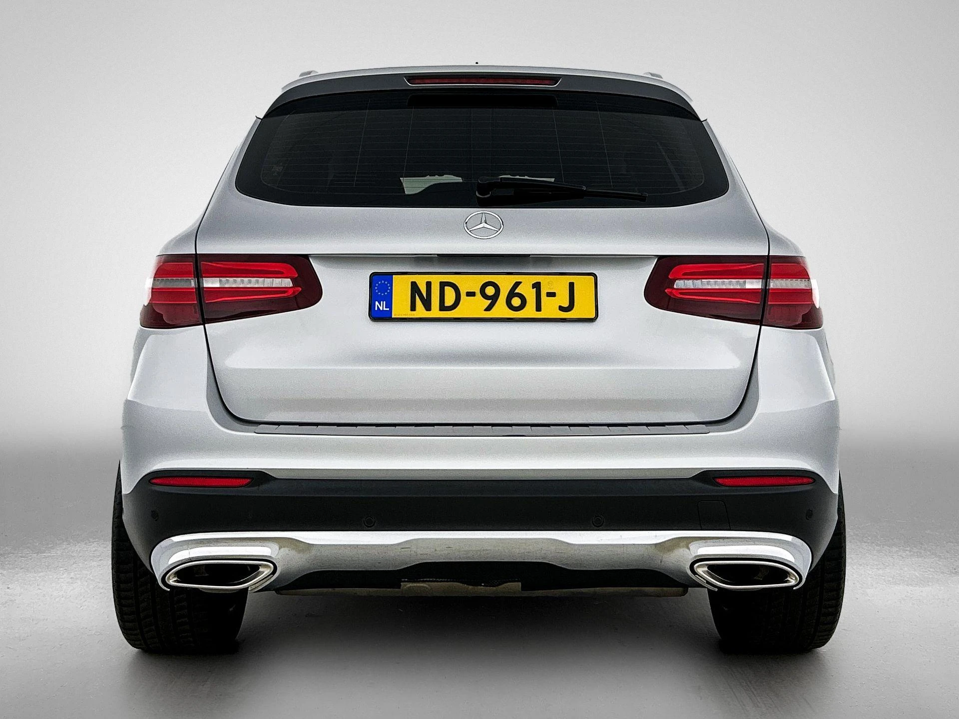 Mercedes-Benz-GLC-image-2