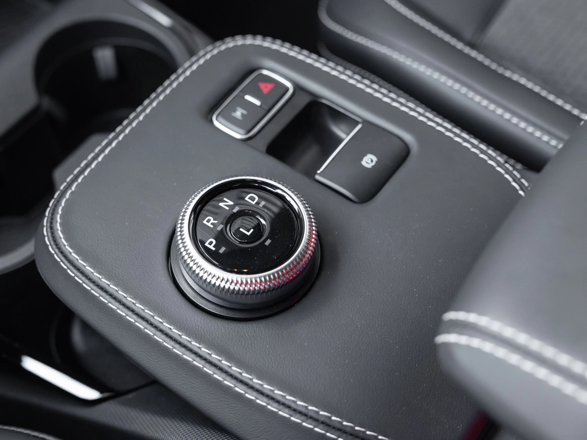 Ford-Mustang Mach-E-image-19