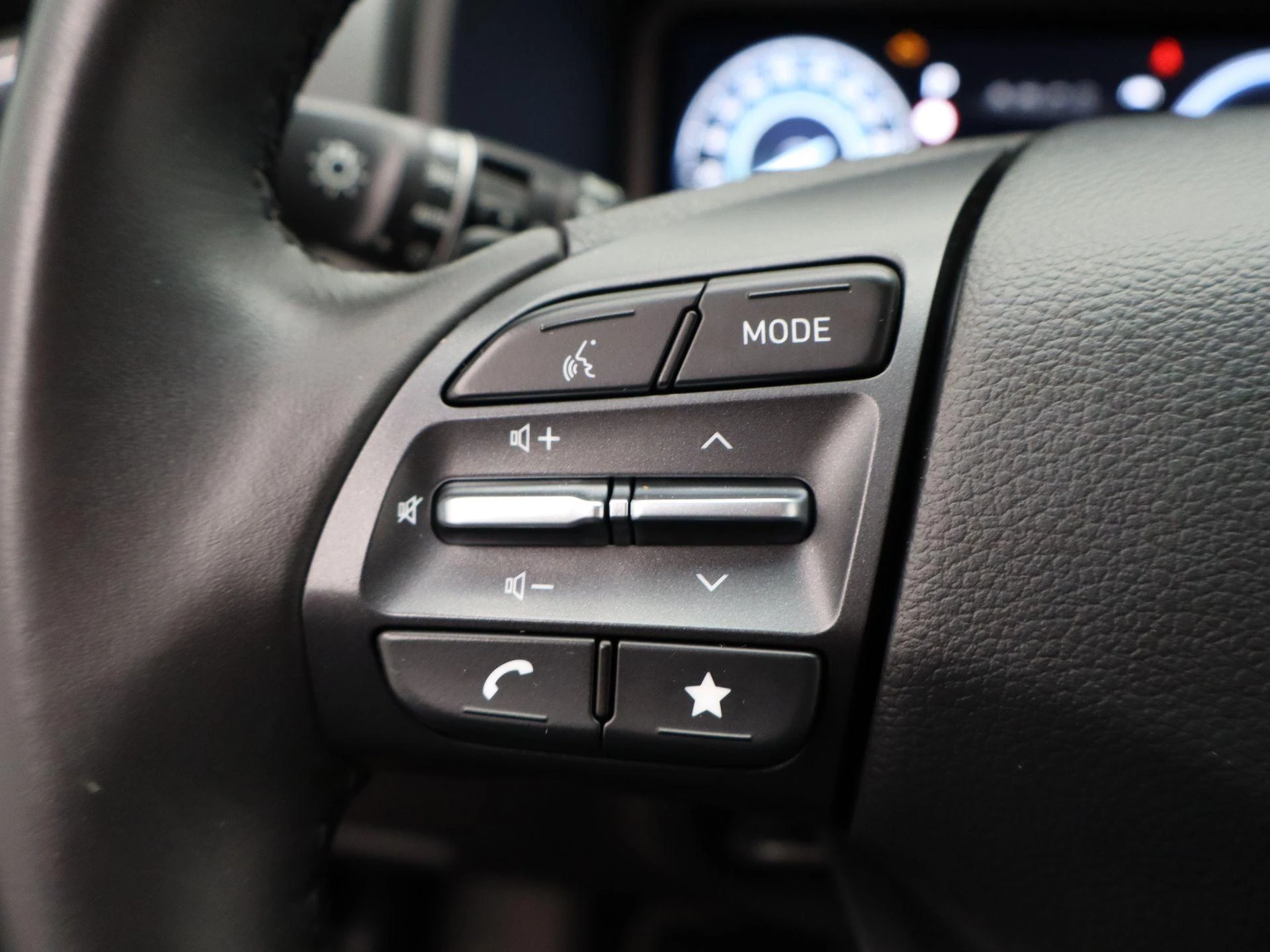 Hyundai-Kona-image-27