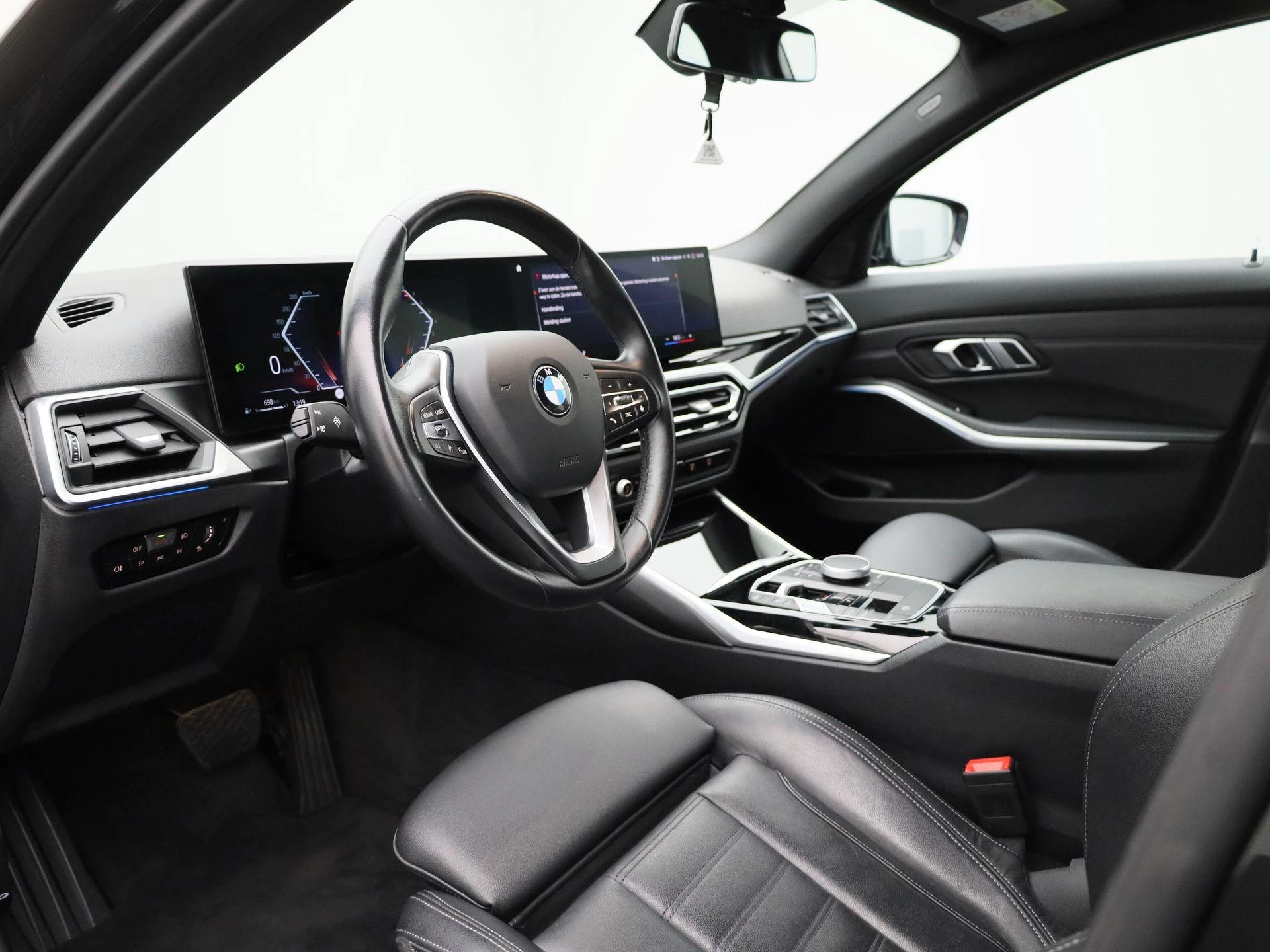 BMW-3 Serie-image-29