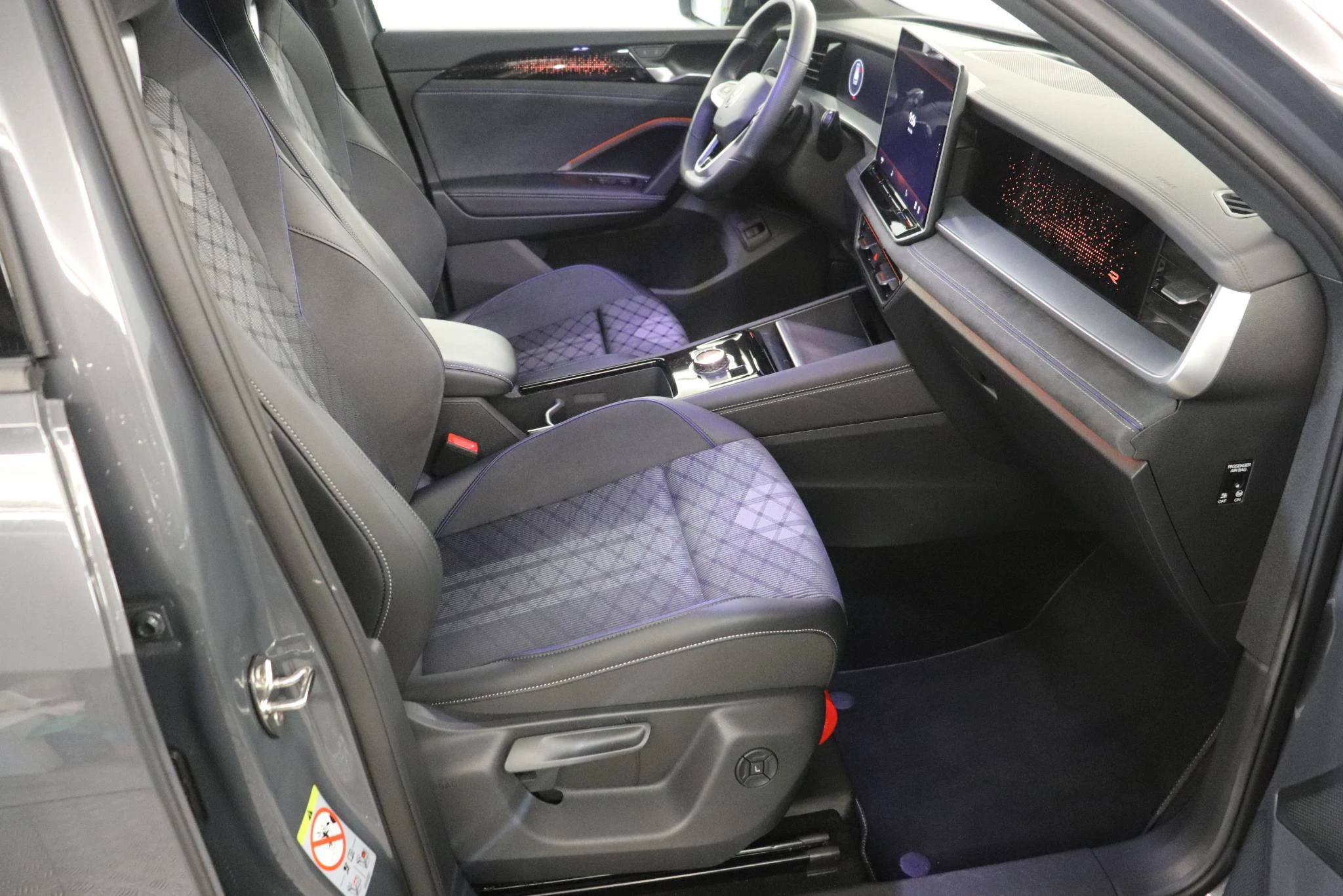 Volkswagen Tayron 1.5 TSI mHEV ACT OPF 110kW DSG R-Line