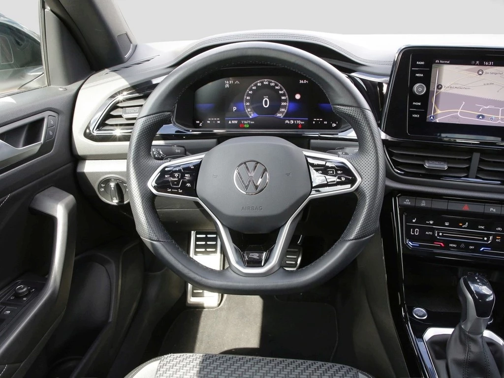 Volkswagen T-Roc Cabriolet 1.5 TSI DSG R-Line Black Style 18" AppCon.+VC ACC LED RFK+PDC SHZ